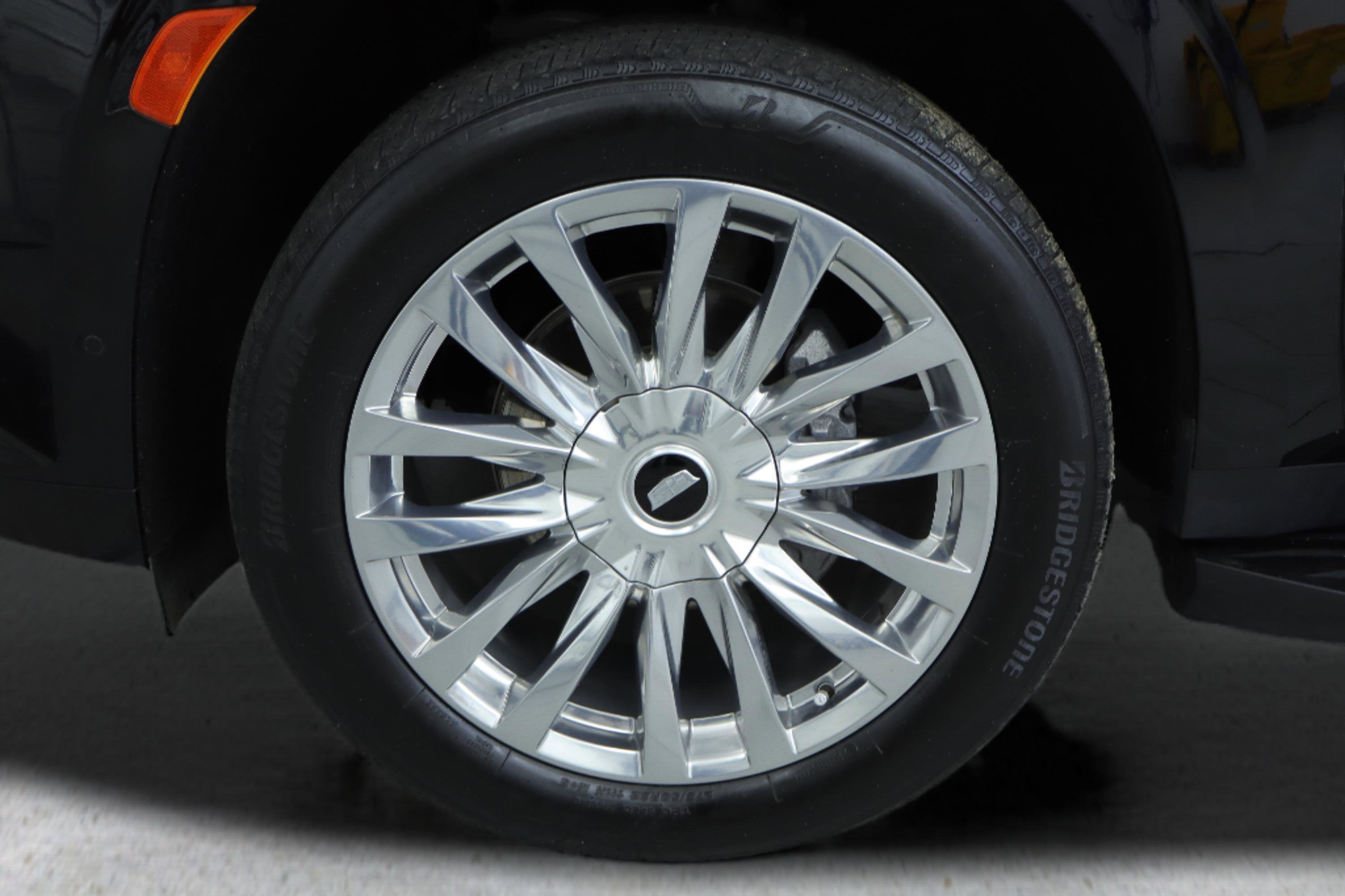 2023 Cadillac Escalade 4WD Premium Luxury