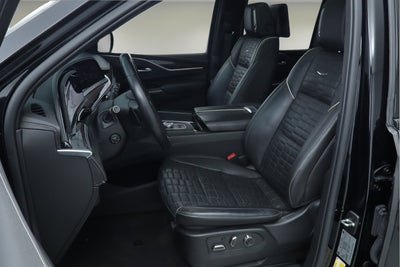 2022 Cadillac Escalade 4WD Sport Platinum