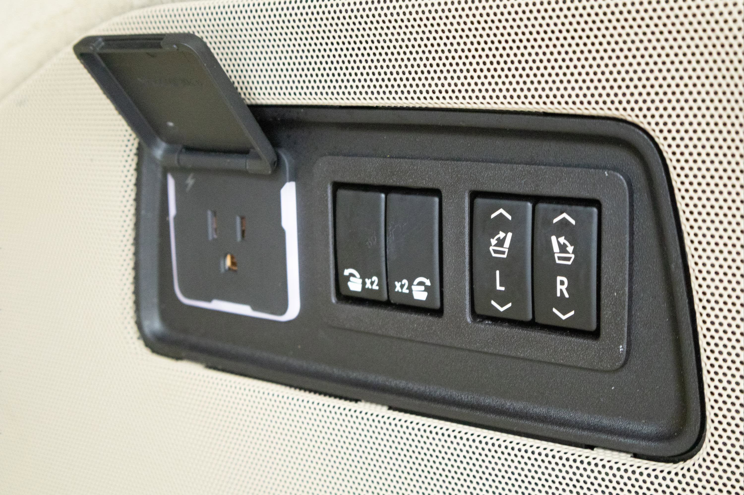 2023 Cadillac Escalade ESV 4WD Premium Luxury