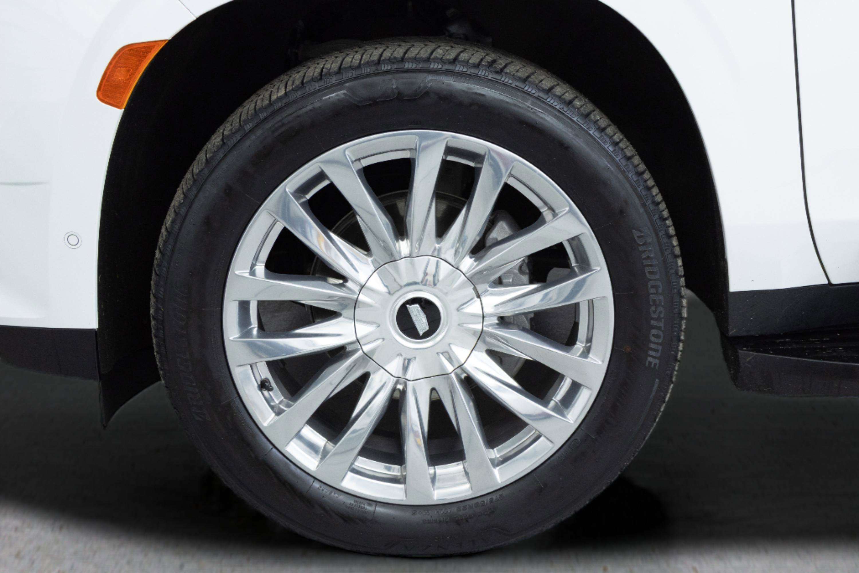 2023 Cadillac Escalade ESV 4WD Premium Luxury