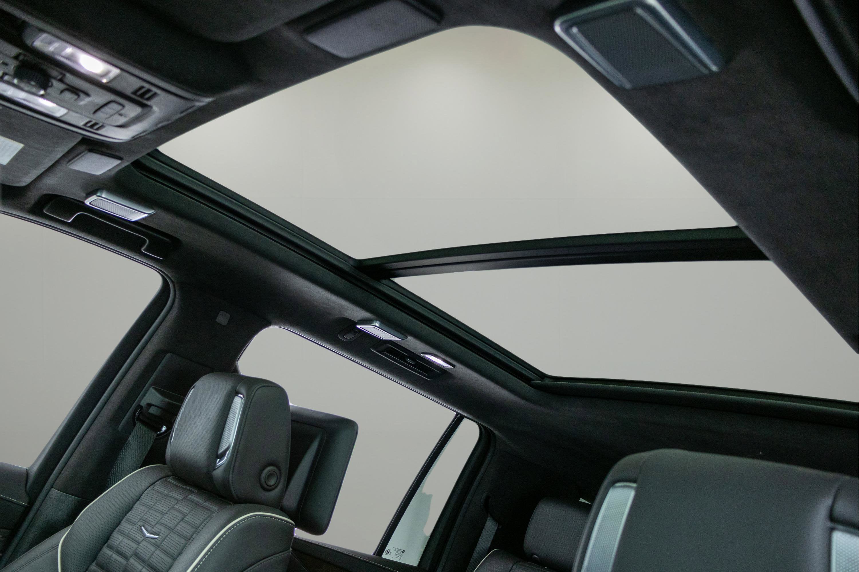 2023 Cadillac Escalade ESV 4WD Sport Platinum