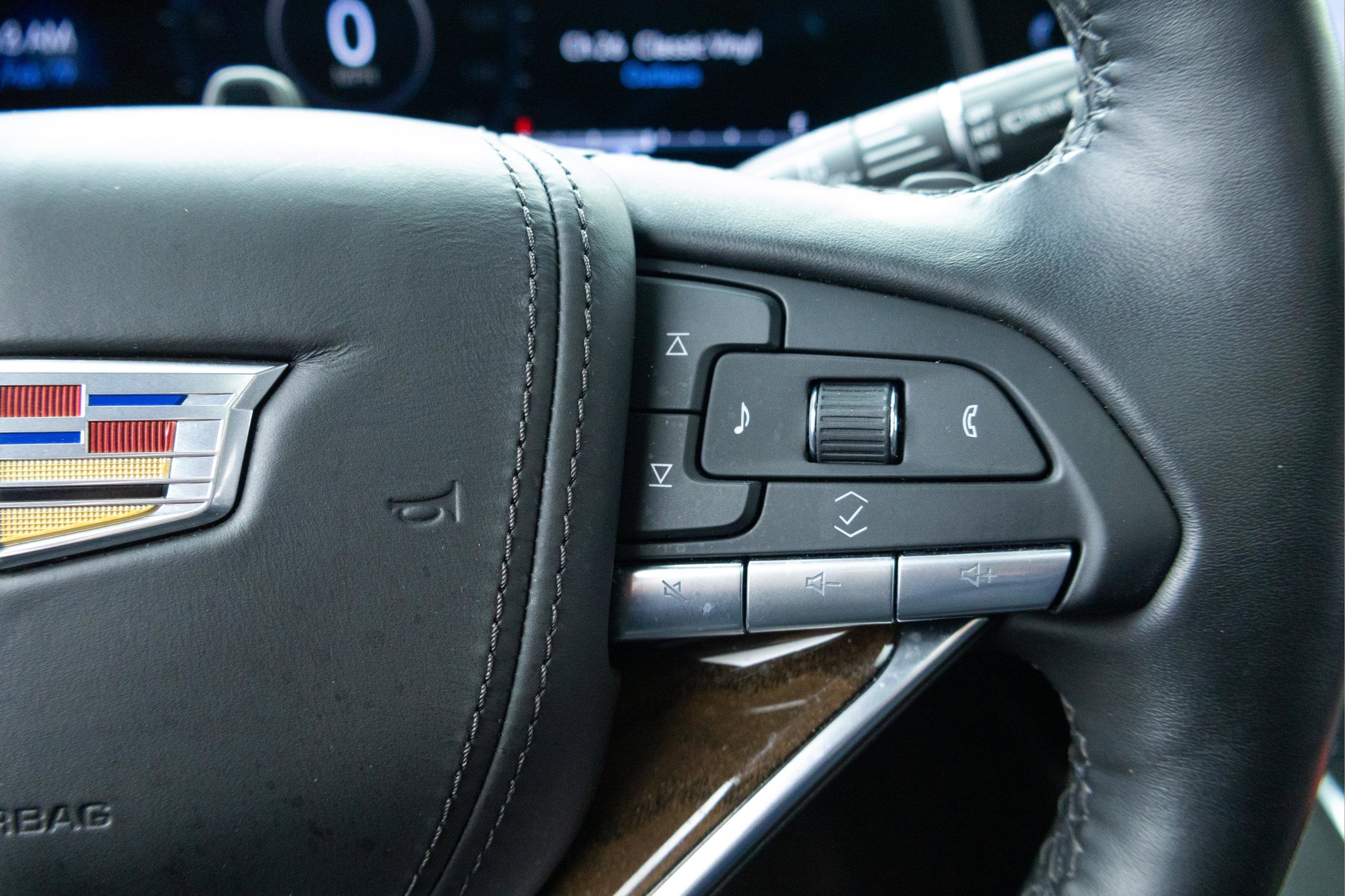 2023 Cadillac Escalade ESV 4WD Sport Platinum