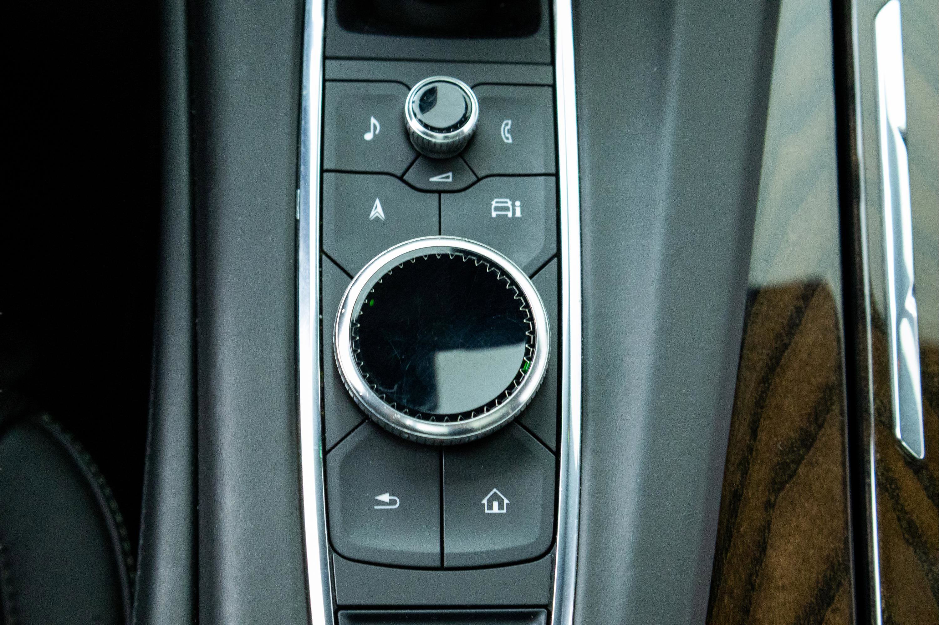 2023 Cadillac Escalade ESV 4WD Sport Platinum