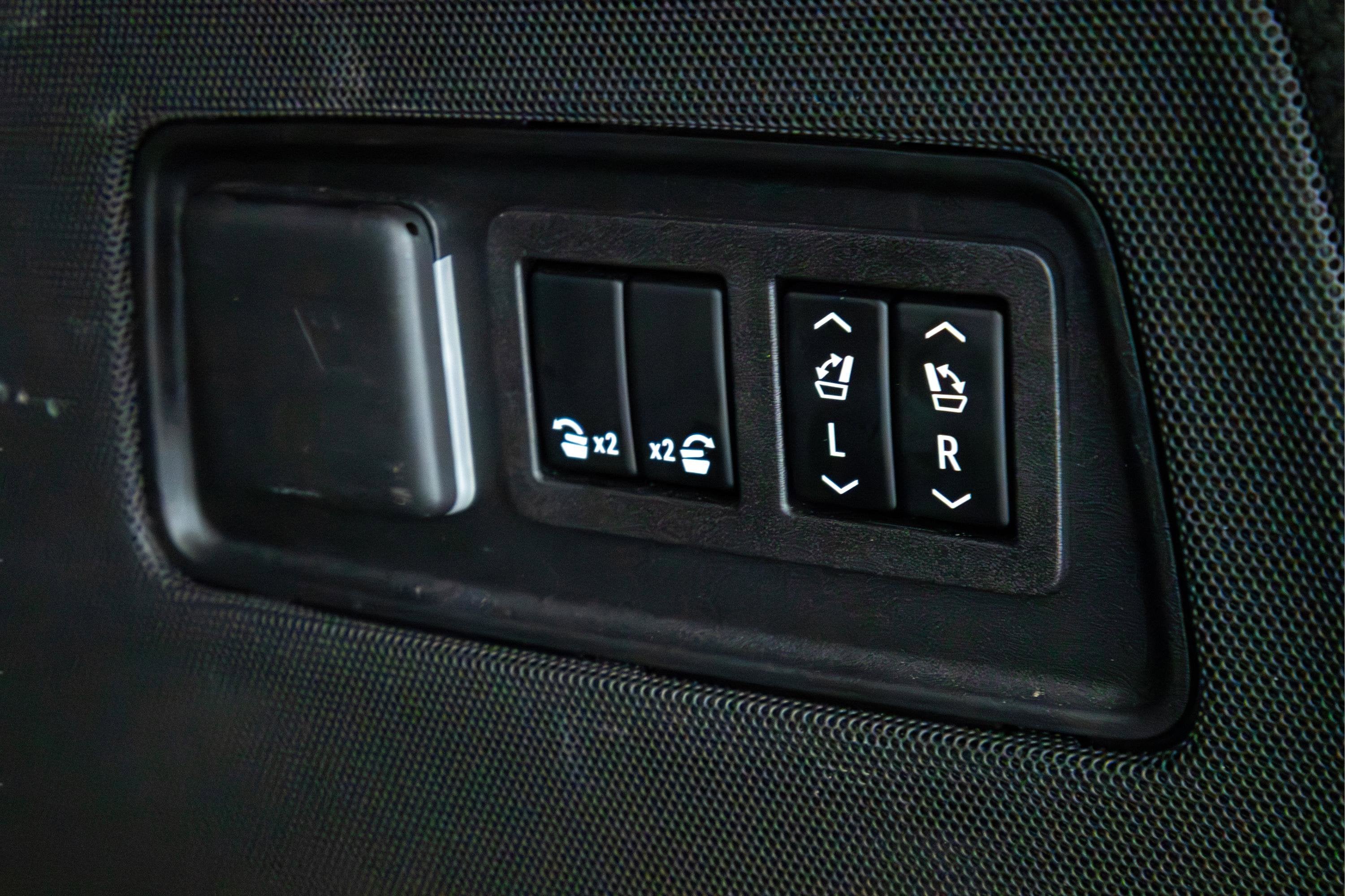 2023 Cadillac Escalade ESV 4WD Sport Platinum