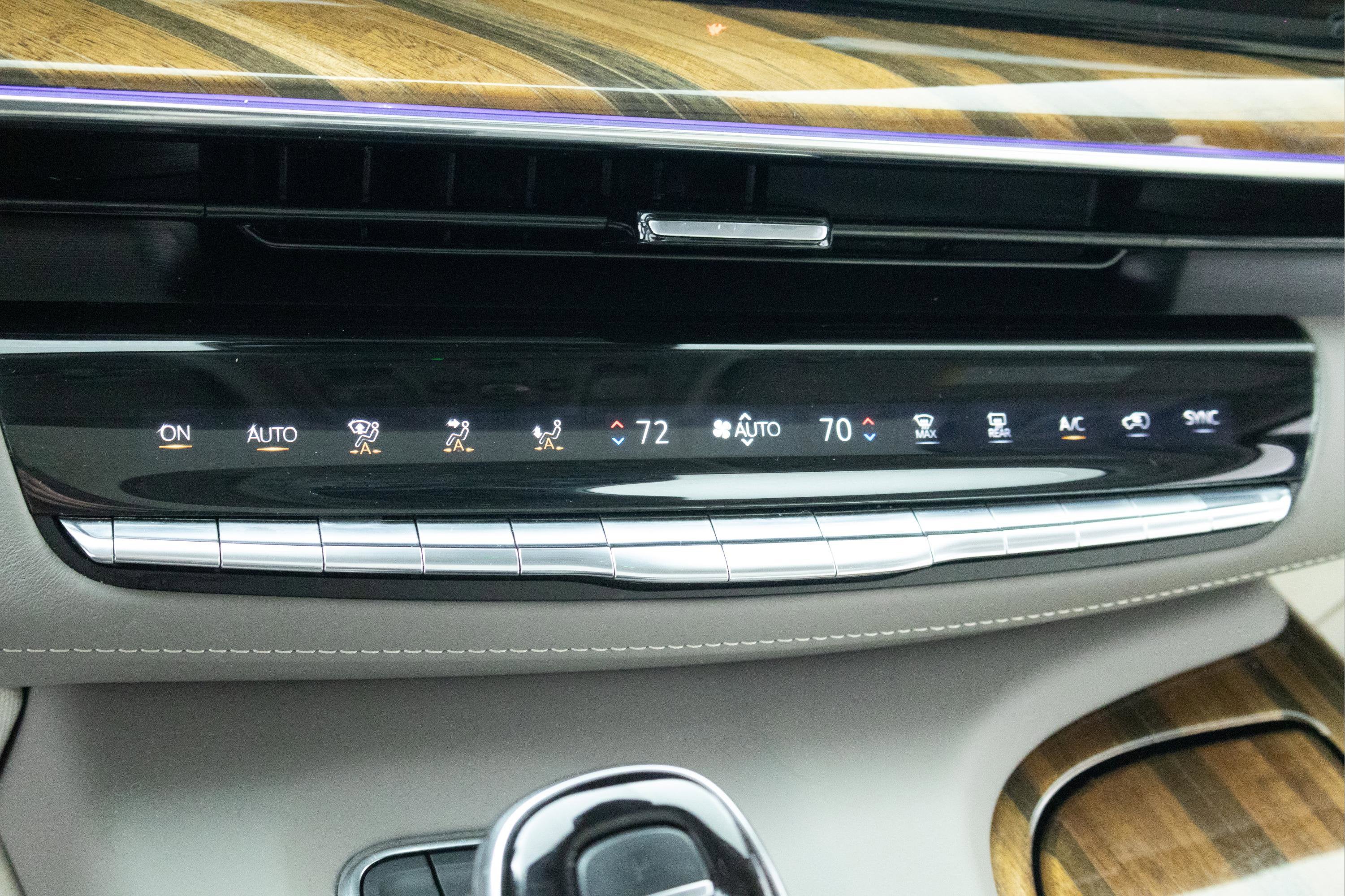 2024 Cadillac Escalade ESV 4WD Sport Platinum