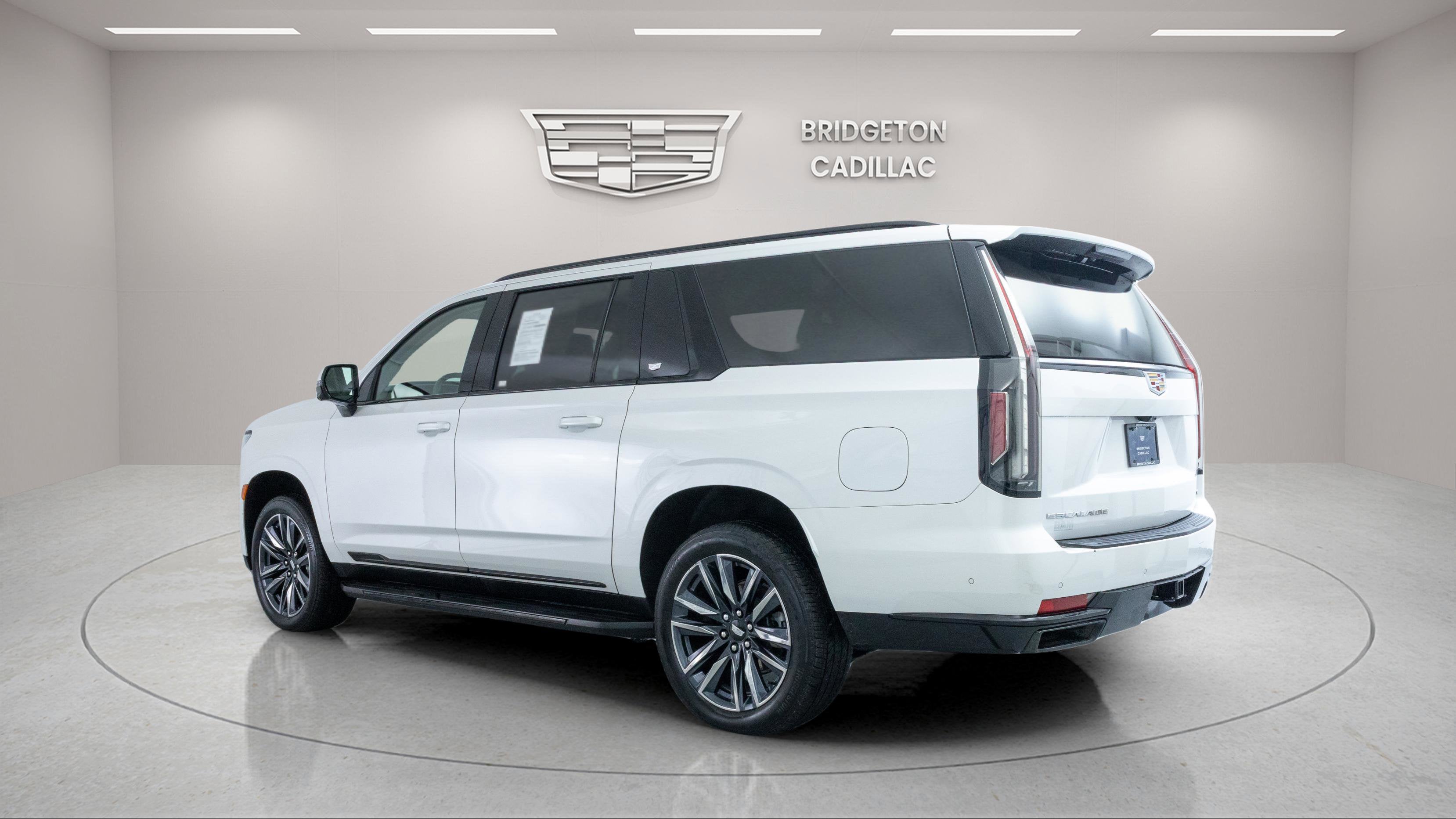 2024 Cadillac Escalade ESV 4WD Sport Platinum