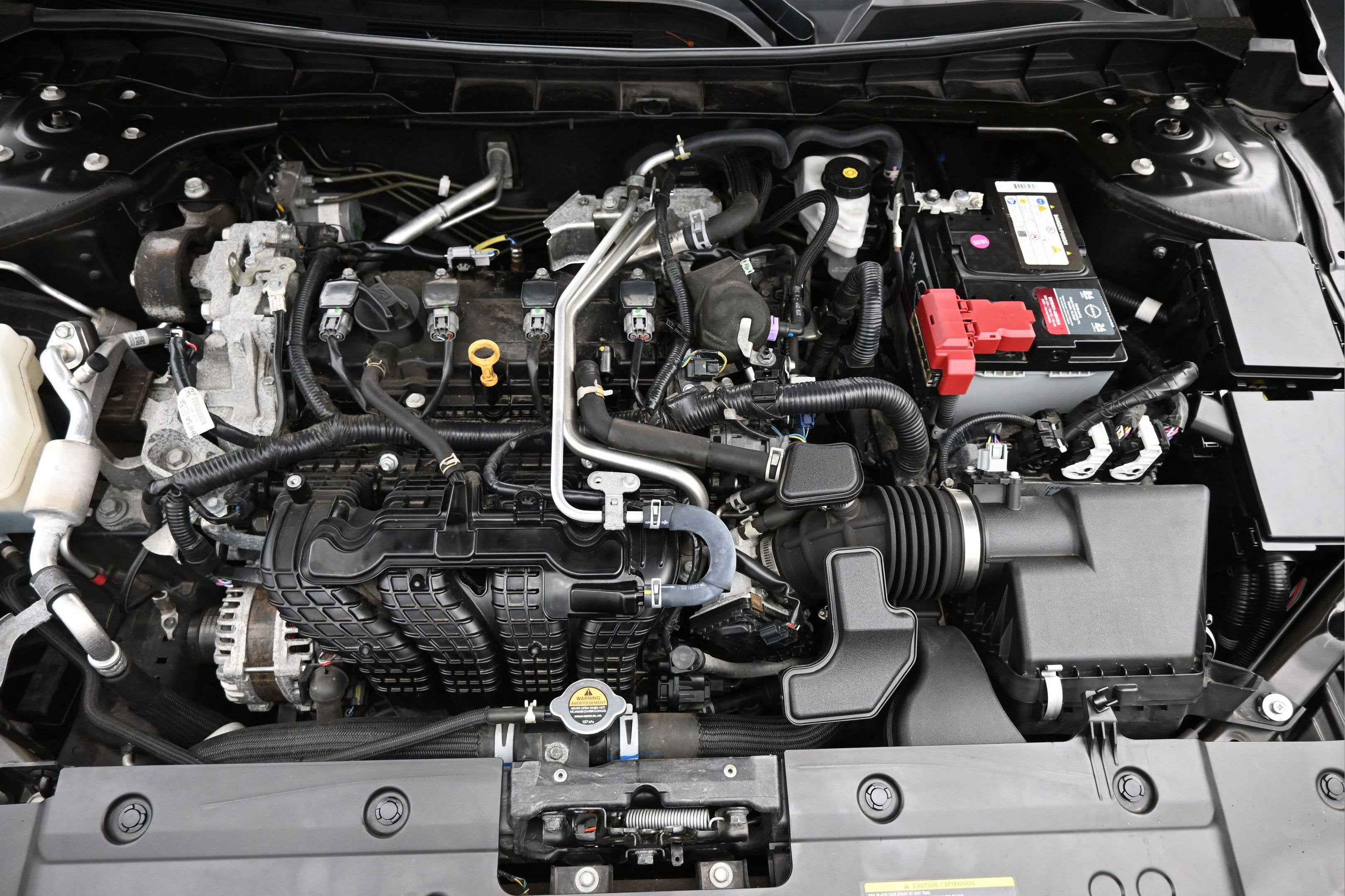 2023 Nissan Altima SR FWD