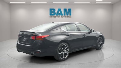 2023 Nissan Altima SR FWD