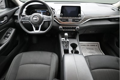 2025 Nissan Altima SV FWD