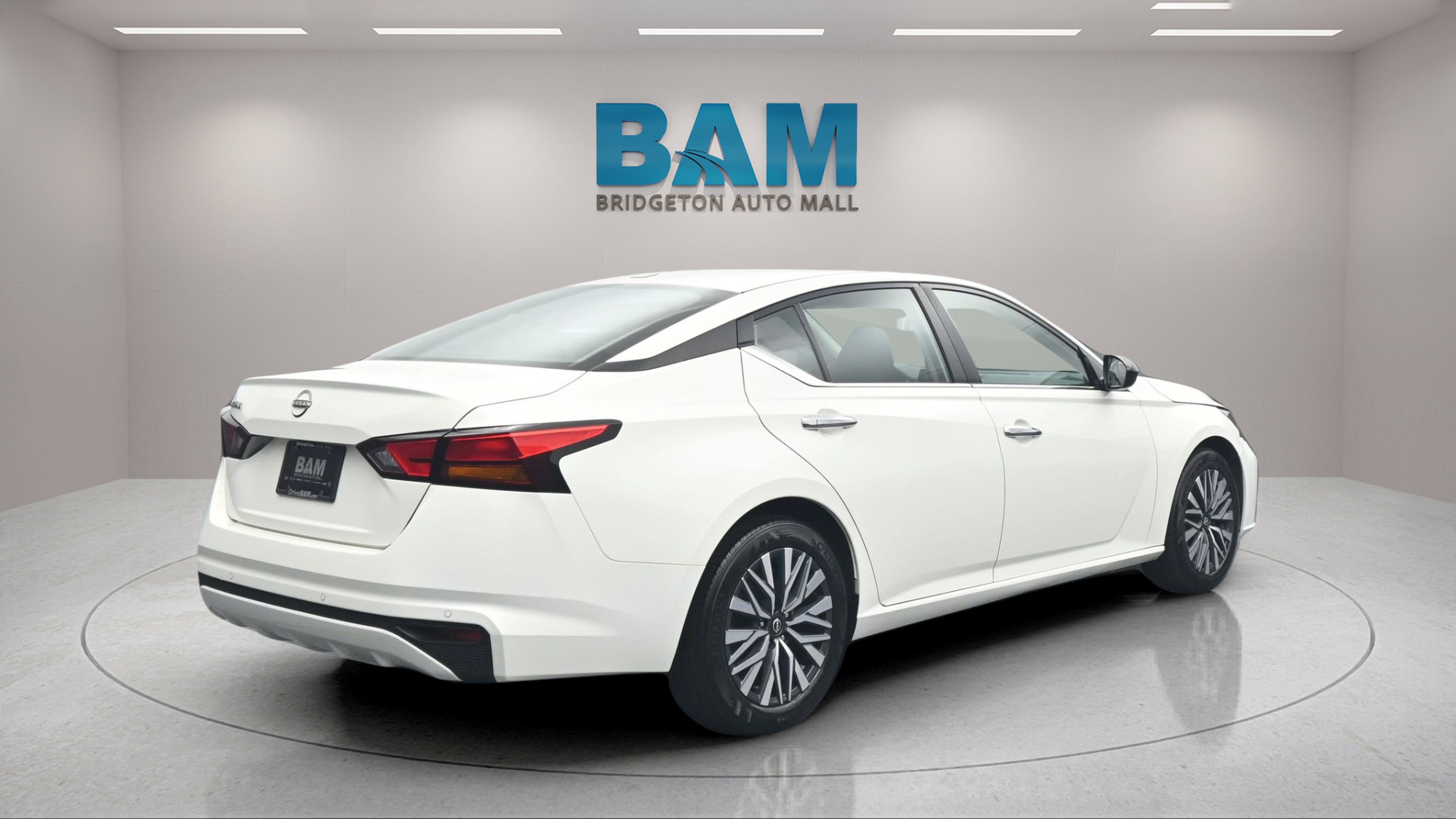 2025 Nissan Altima SV FWD