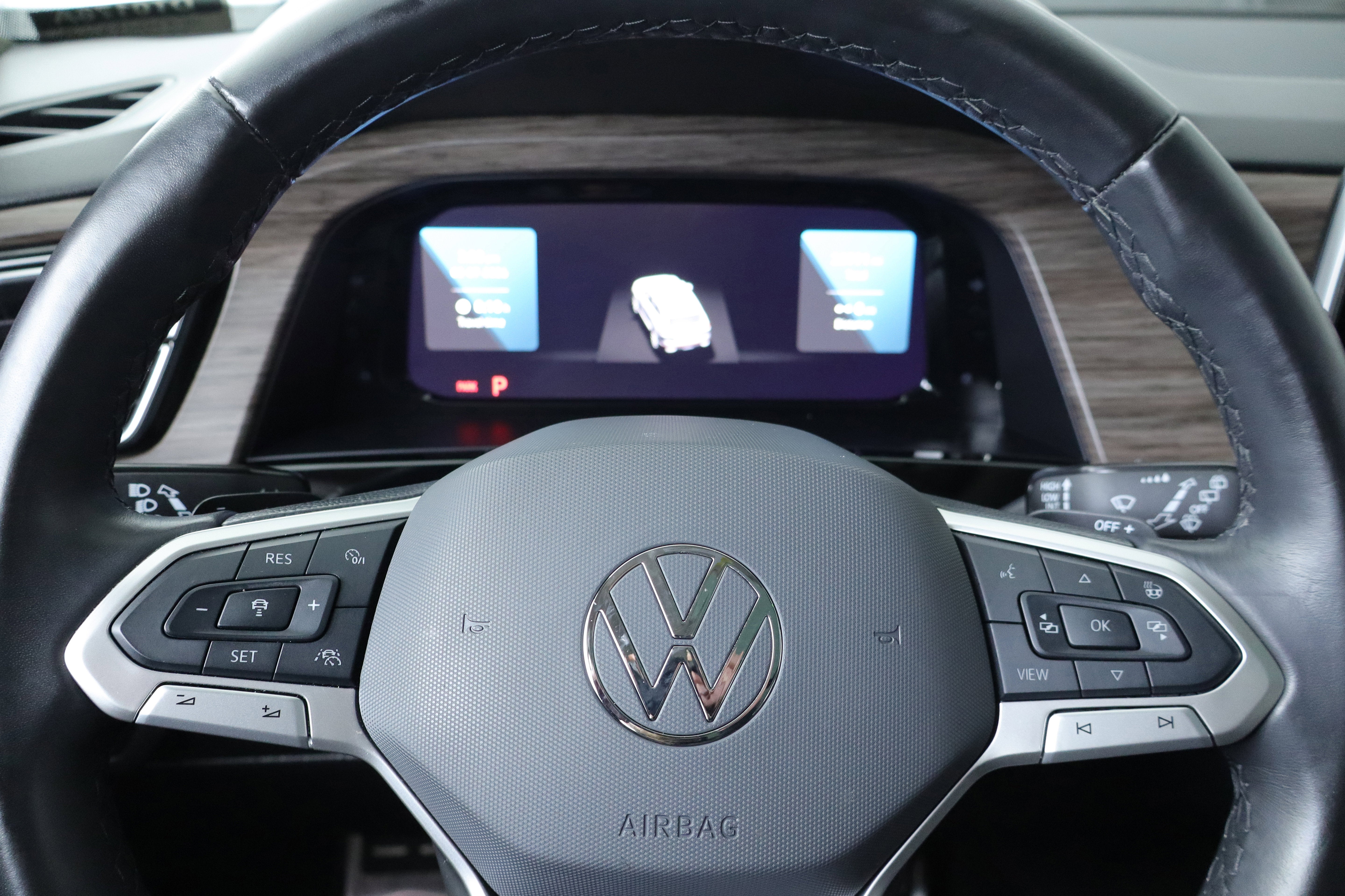 2024 Volkswagen Atlas 2.0T SEL Premium R-Line