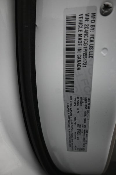 2023 Chrysler Voyager LX