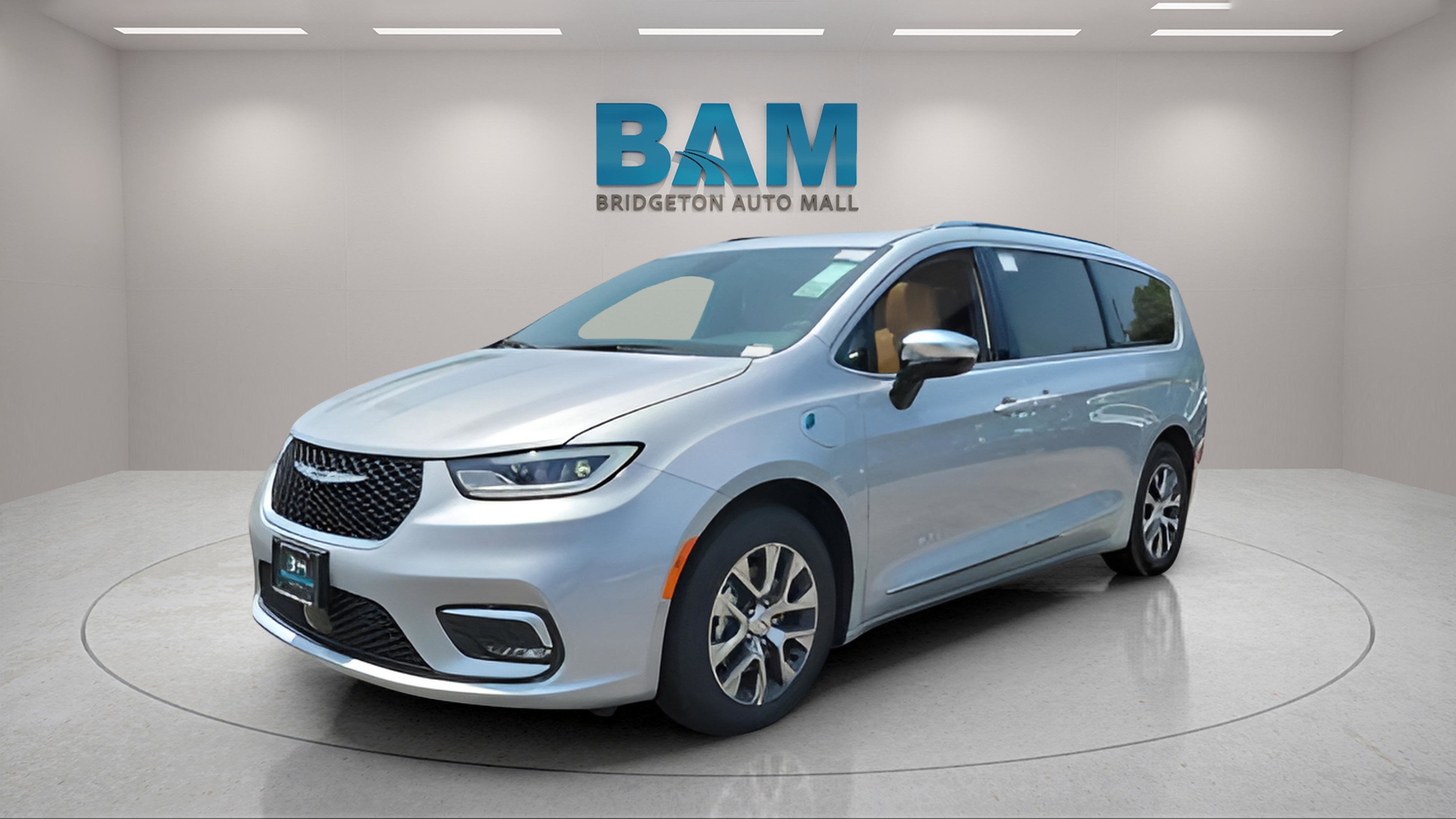 2023 Chrysler Pacifica Hybrid Pinnacle