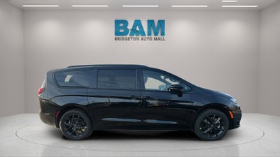 2026 Chrysler Pacifica PACIFICA LIMITED AWD