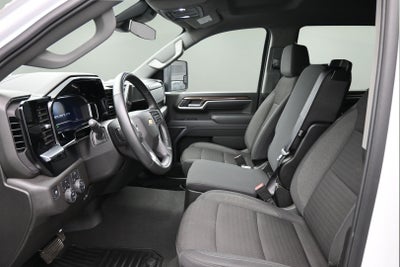 2025 Chevrolet Silverado 2500HD 4WD Crew Cab Standard Bed LT