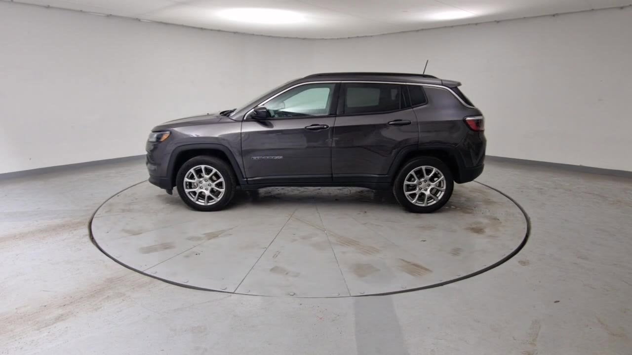 2022 Jeep Compass Latitude Lux 4x4