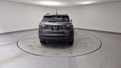 2022 Jeep Compass Latitude Lux 4x4