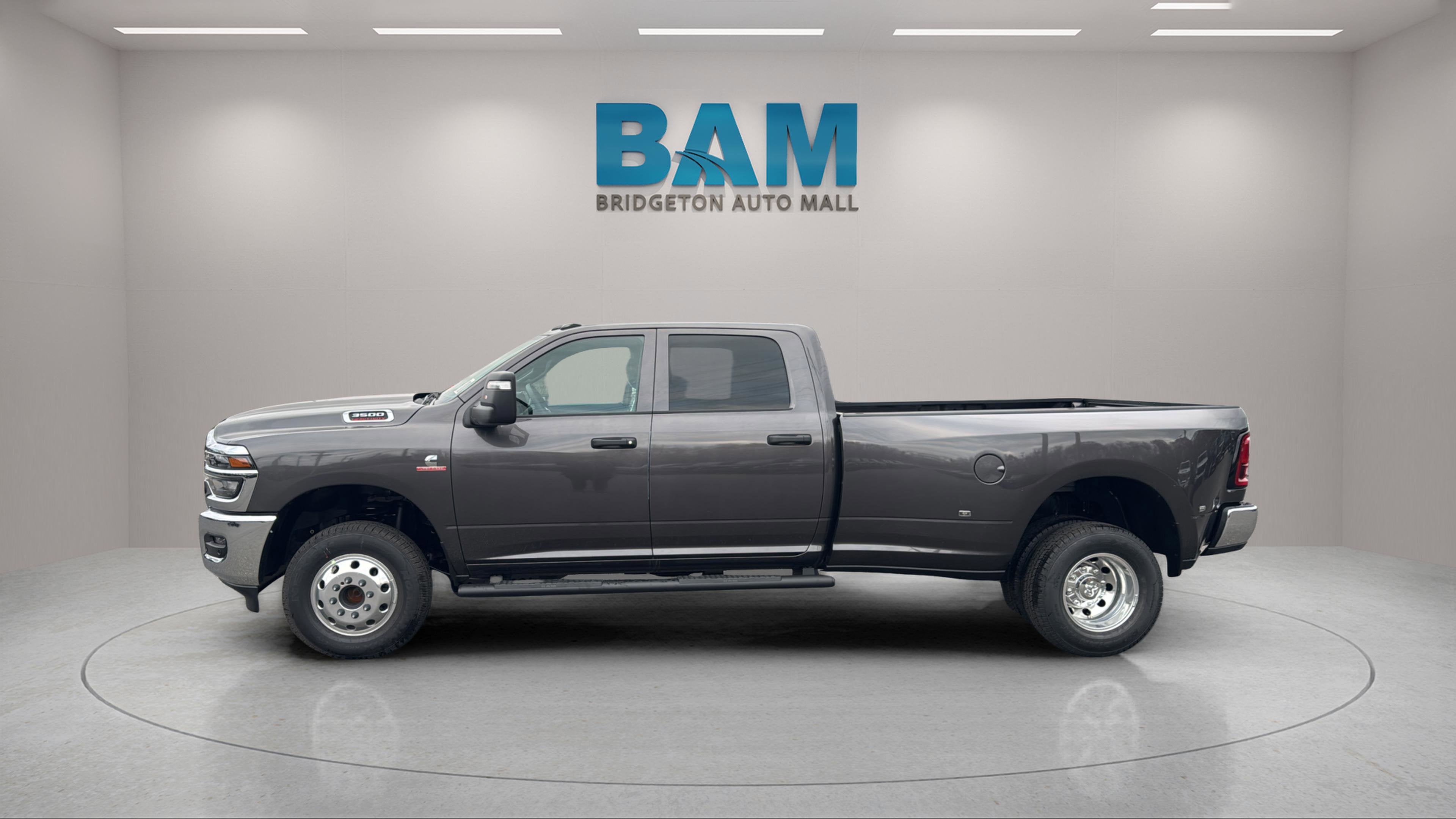 2026 RAM Ram 3500 RAM 3500 TRADESMAN CREW CAB 4X4 8' BOX