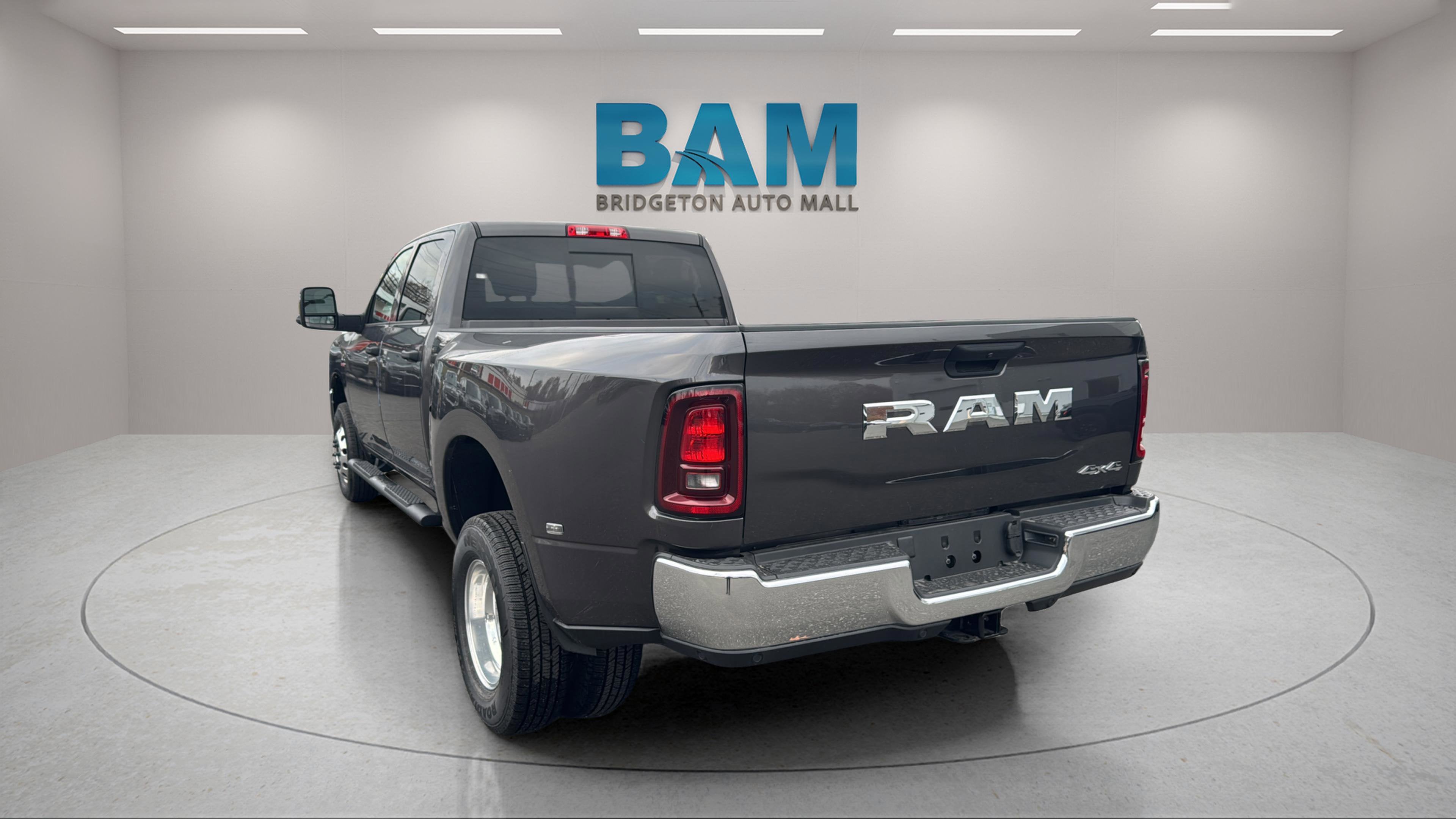 2026 RAM Ram 3500 RAM 3500 TRADESMAN CREW CAB 4X4 8' BOX