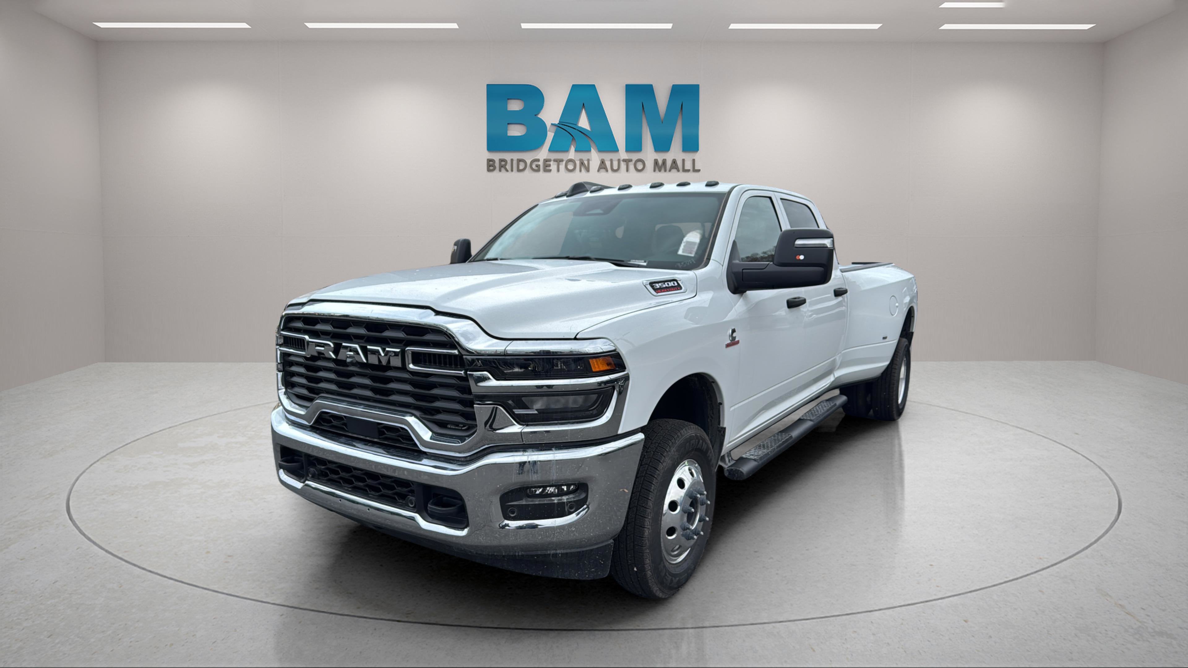 2026 RAM Ram 3500 RAM 3500 TRADESMAN CREW CAB 4X4 8' BOX