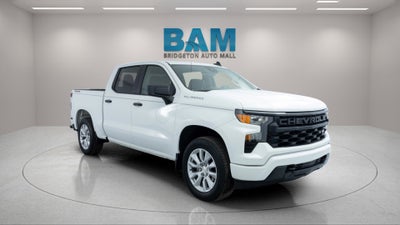2022 Chevrolet Silverado 1500 4WD Crew Cab Short Bed Custom