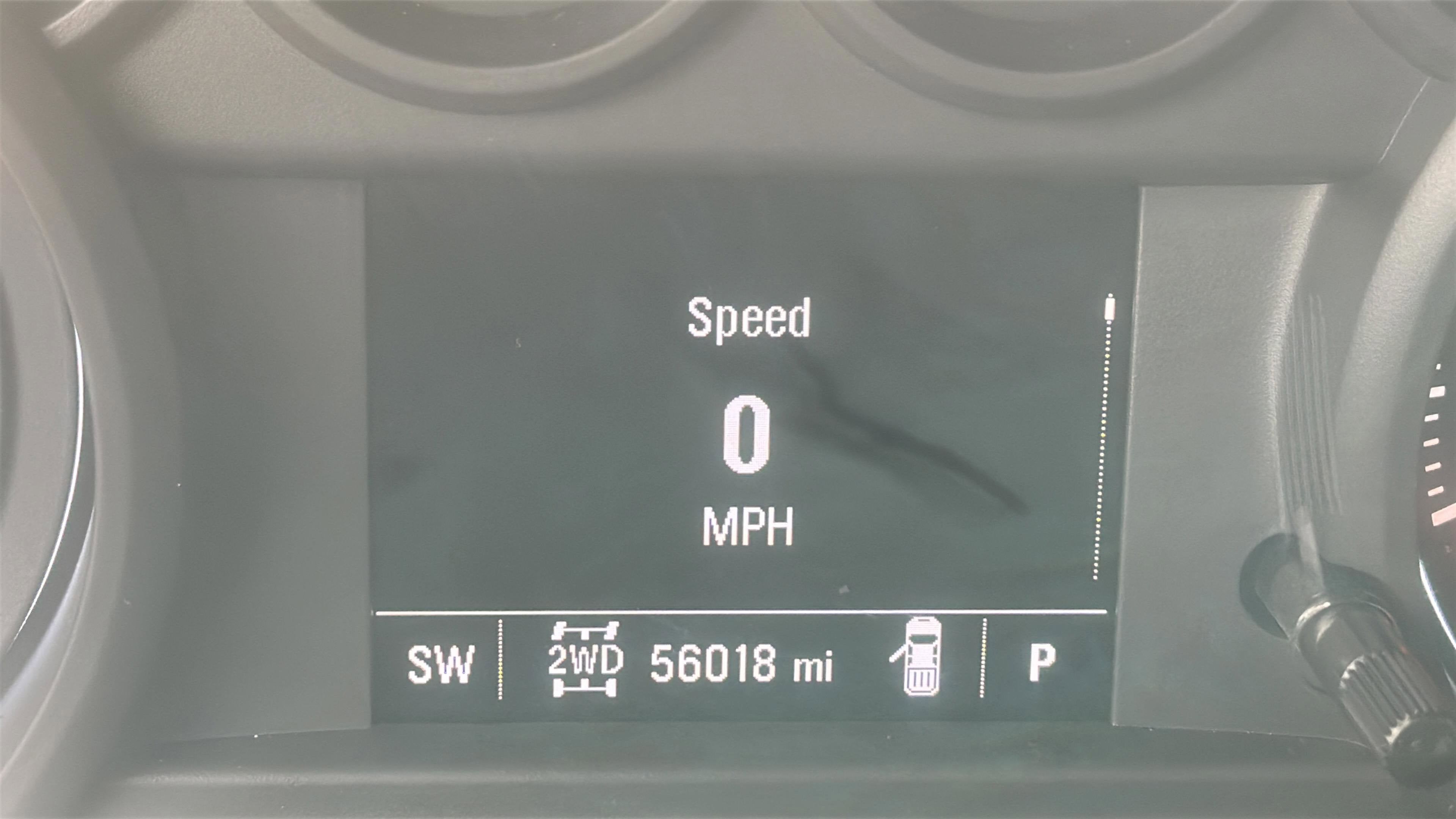 2022 Chevrolet Silverado 1500 4WD Crew Cab Short Bed Custom