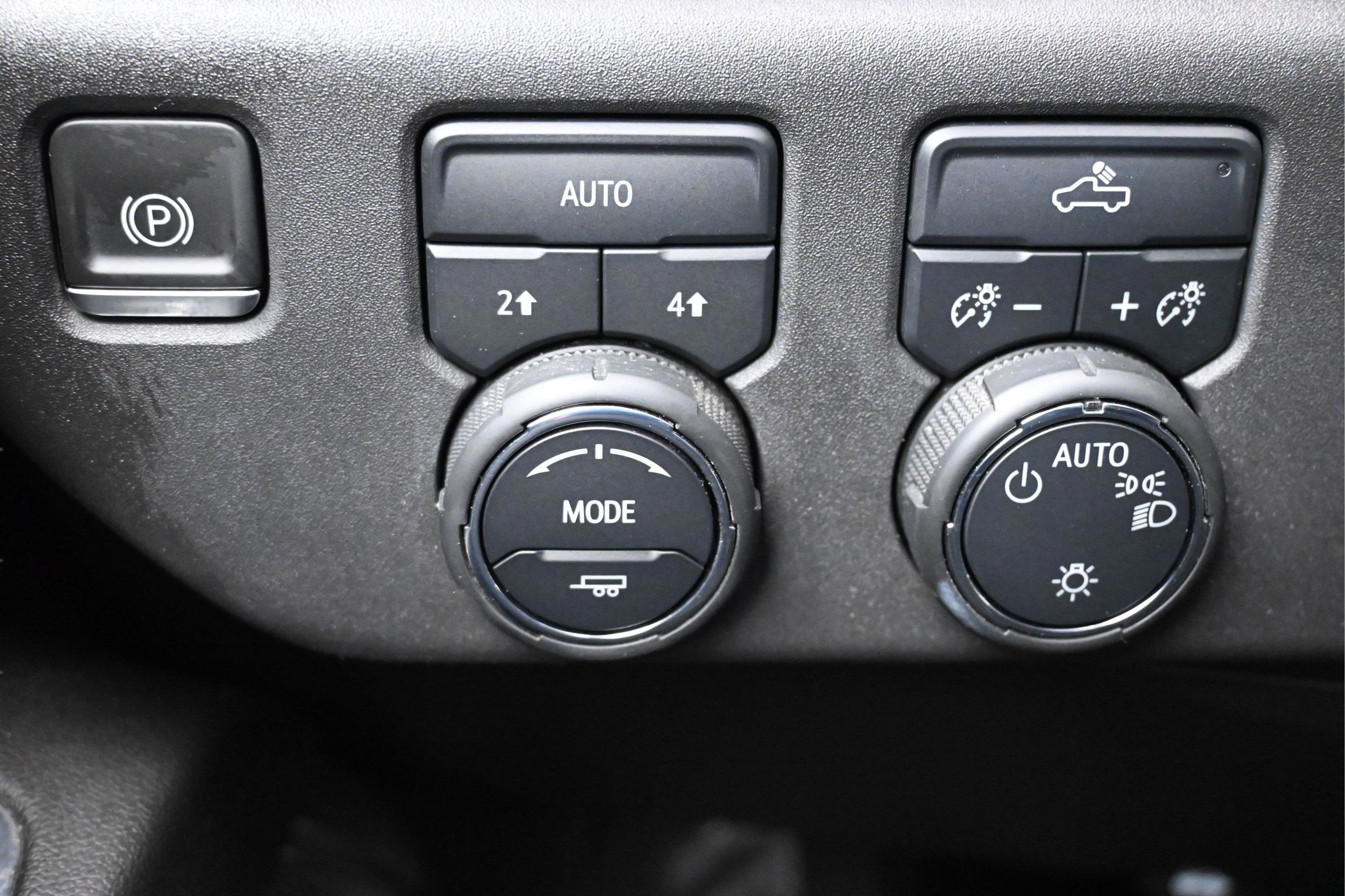 2023 Chevrolet Silverado 1500 4WD Crew Cab Short Bed LT with 2FL
