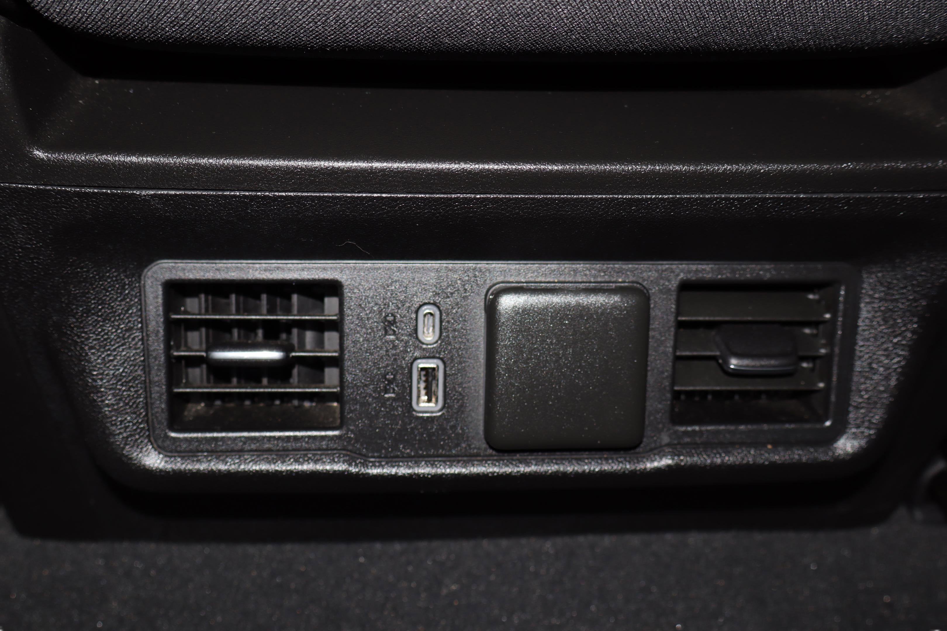 2023 Chevrolet Silverado 1500 4WD Crew Cab Short Bed LT with 2FL