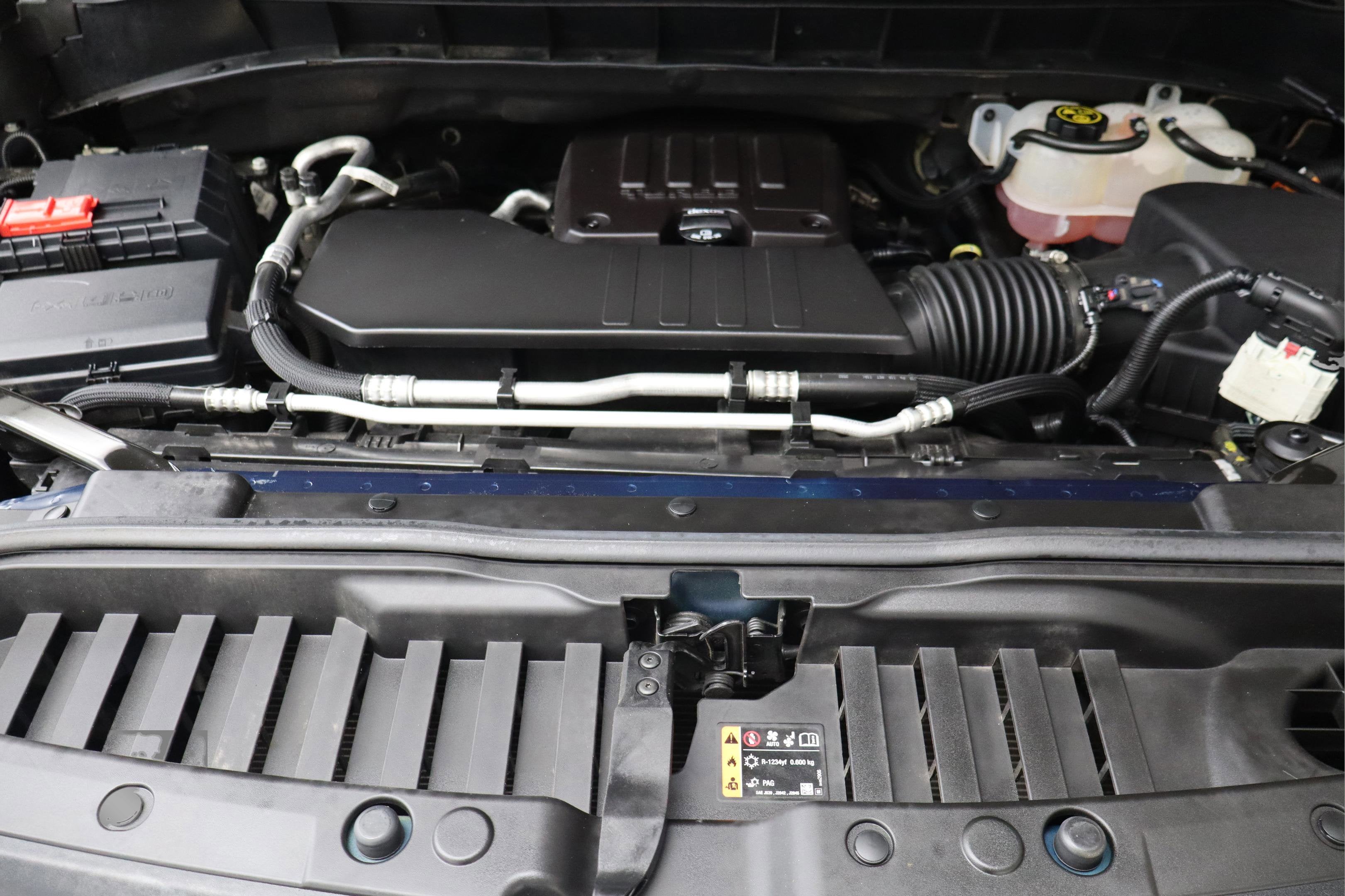 2023 Chevrolet Silverado 1500 4WD Crew Cab Short Bed LT with 2FL