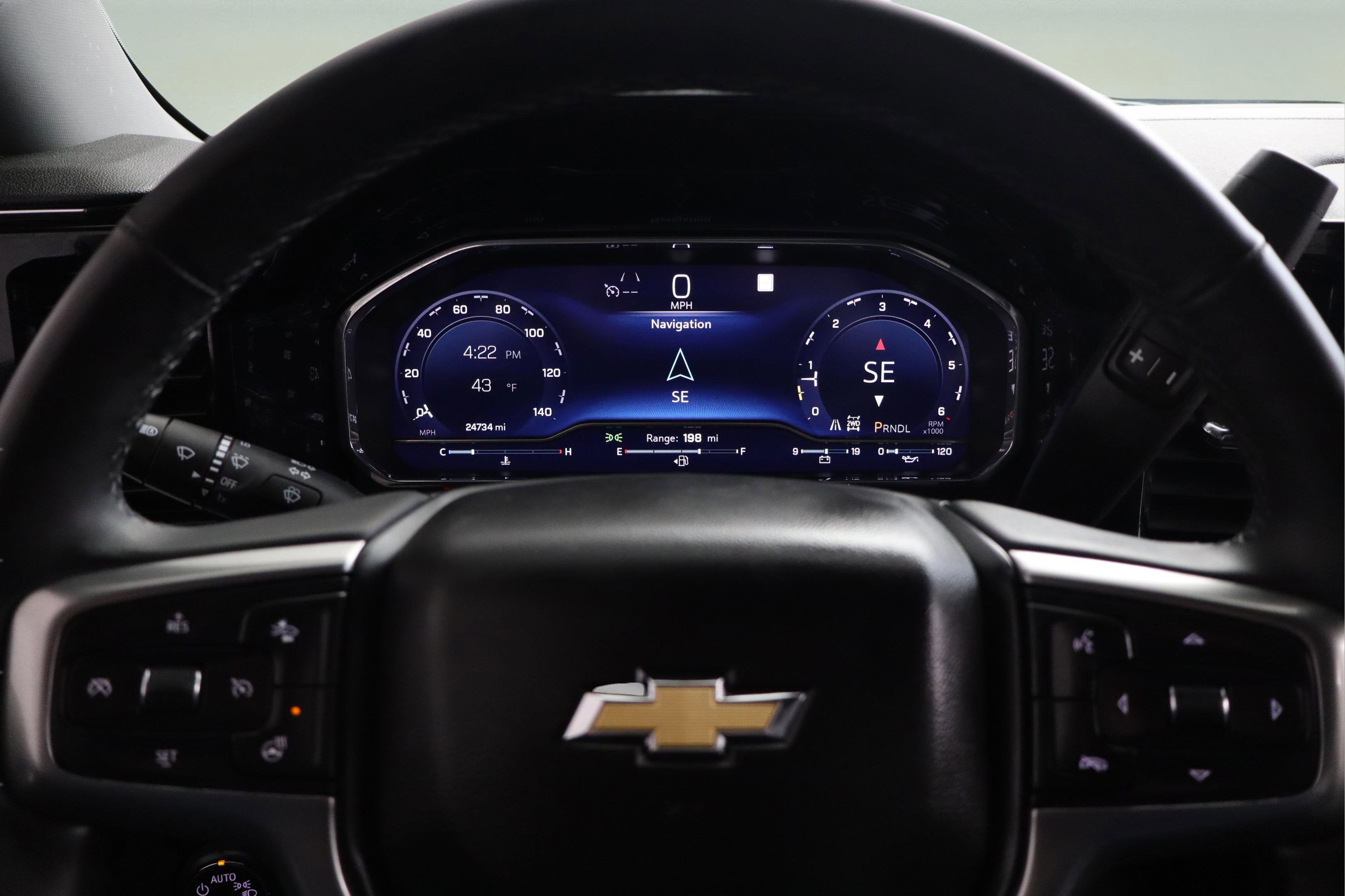 2023 Chevrolet Silverado 1500 4WD Crew Cab Short Bed LT with 2FL