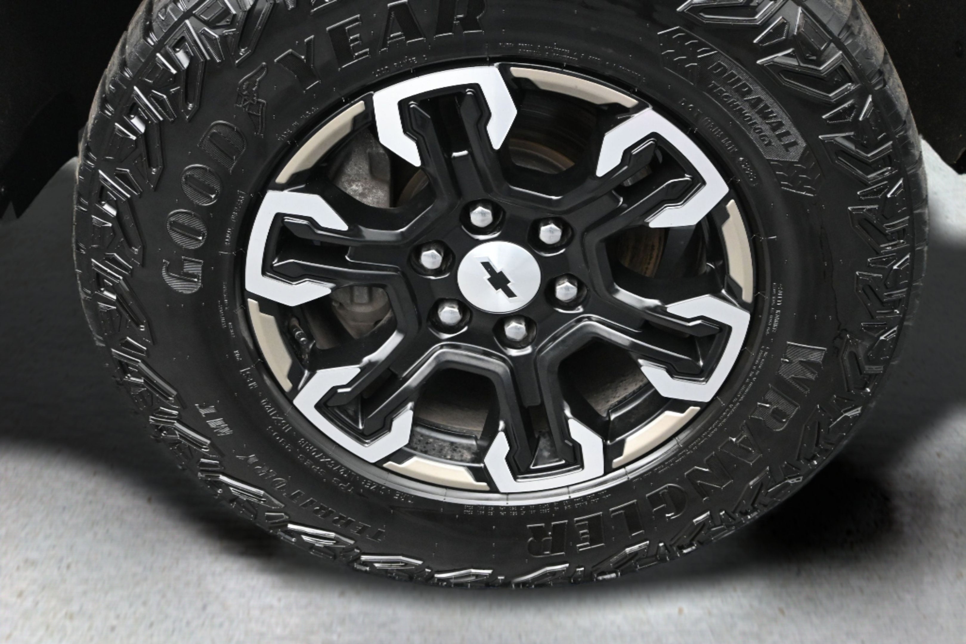 2024 Chevrolet Silverado 1500 4WD Crew Cab Short Bed ZR2