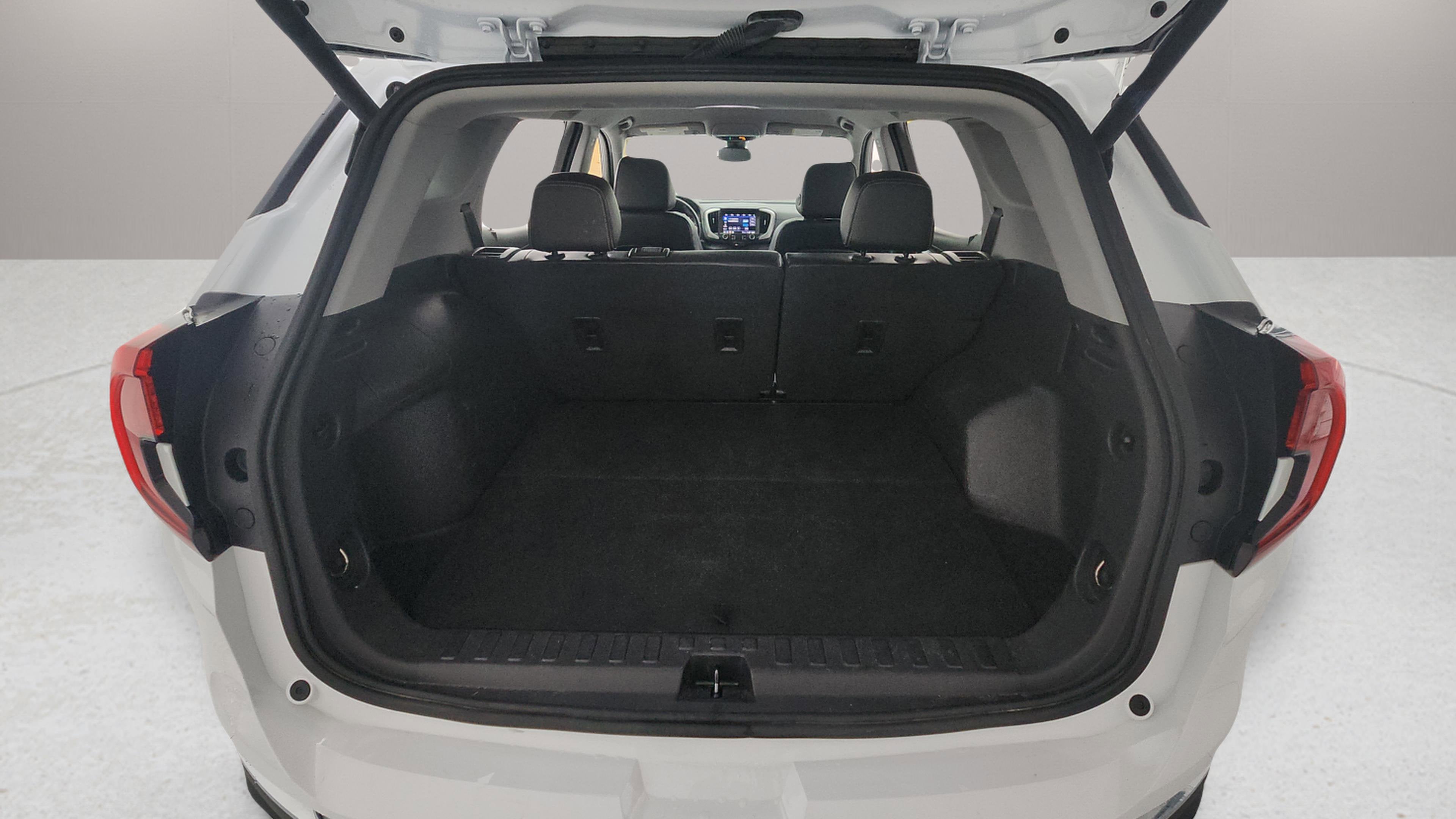 2023 GMC Terrain FWD SLT