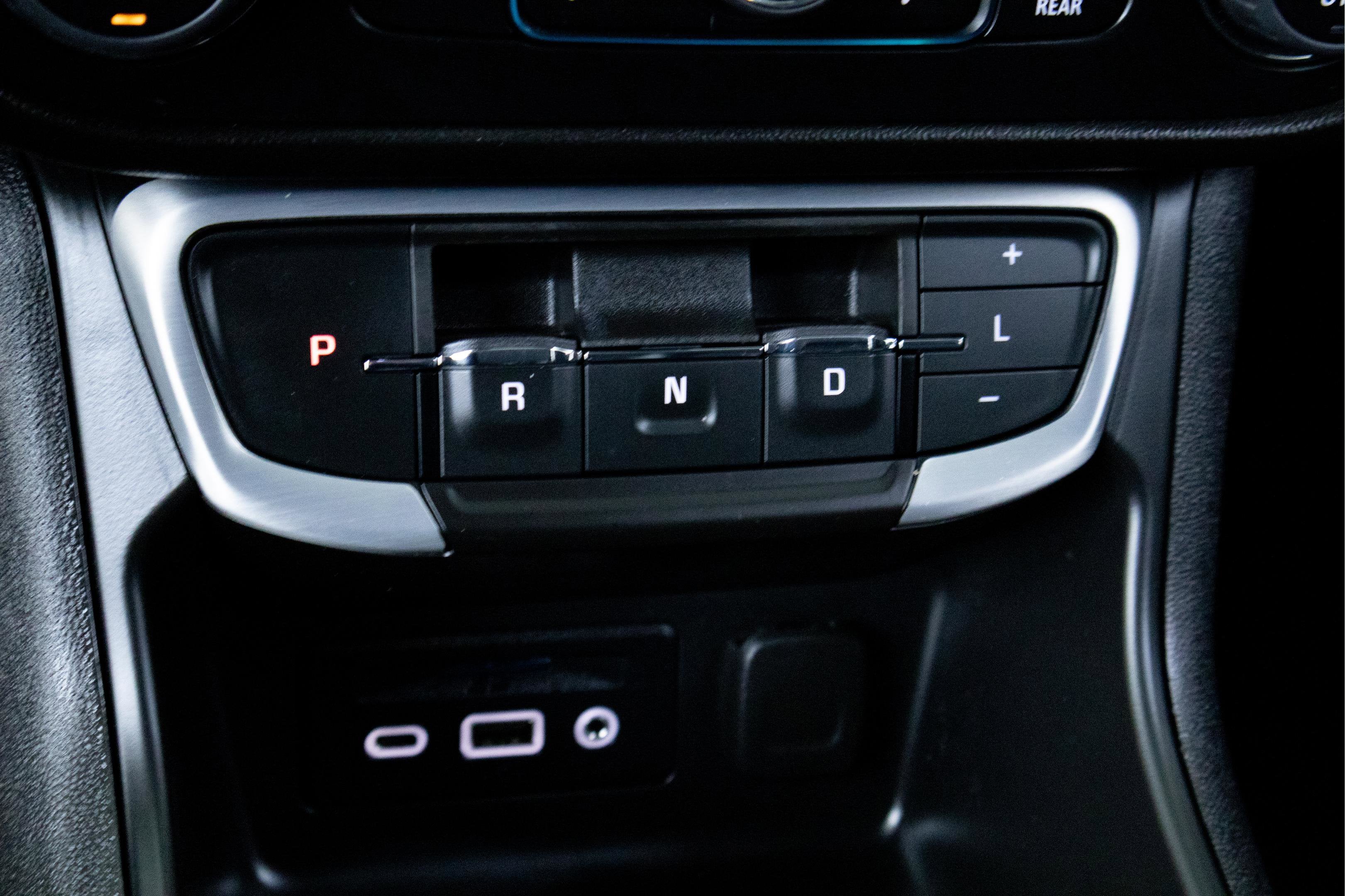 2023 GMC Terrain AWD SLT