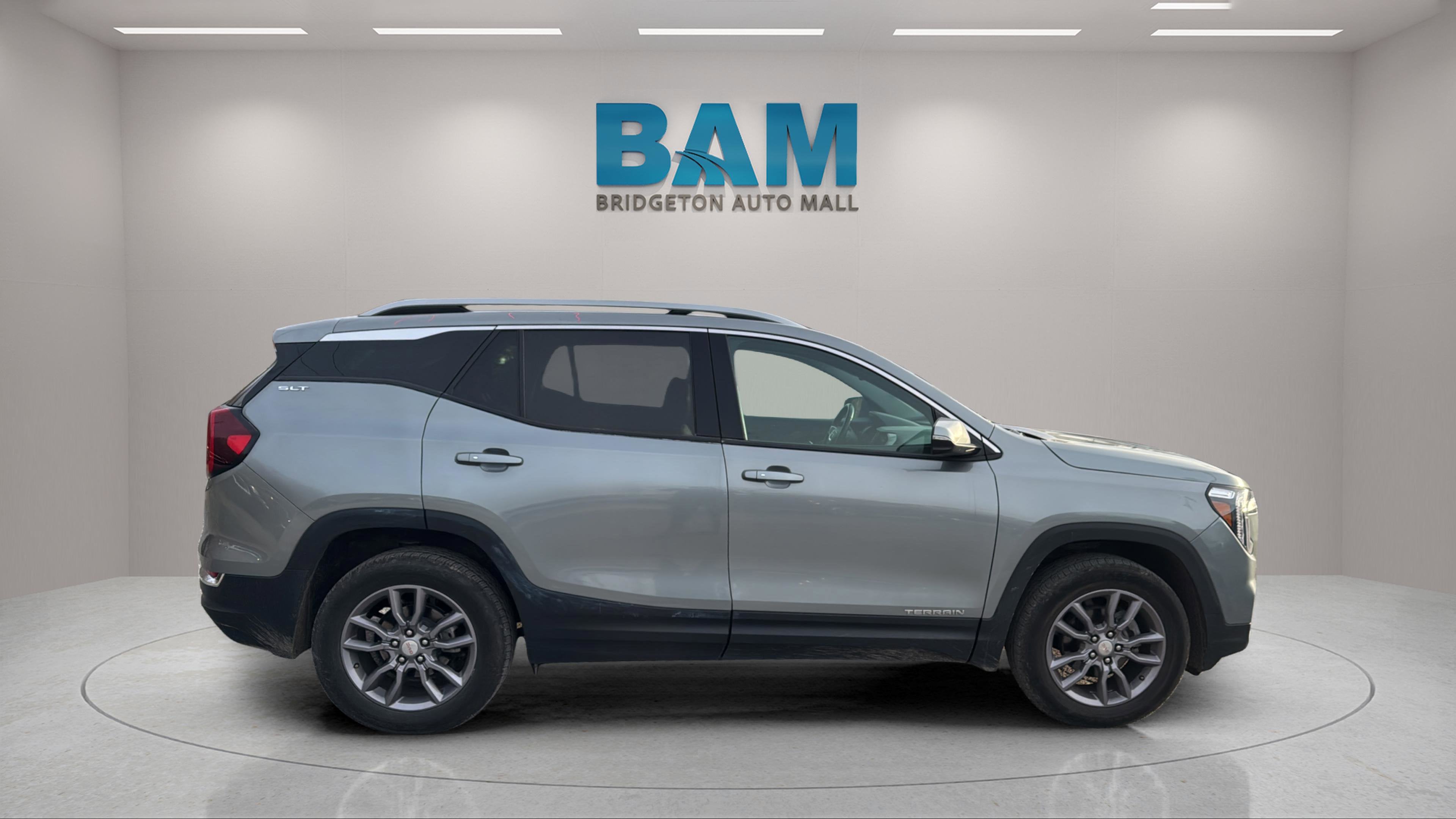 2023 GMC Terrain AWD SLT