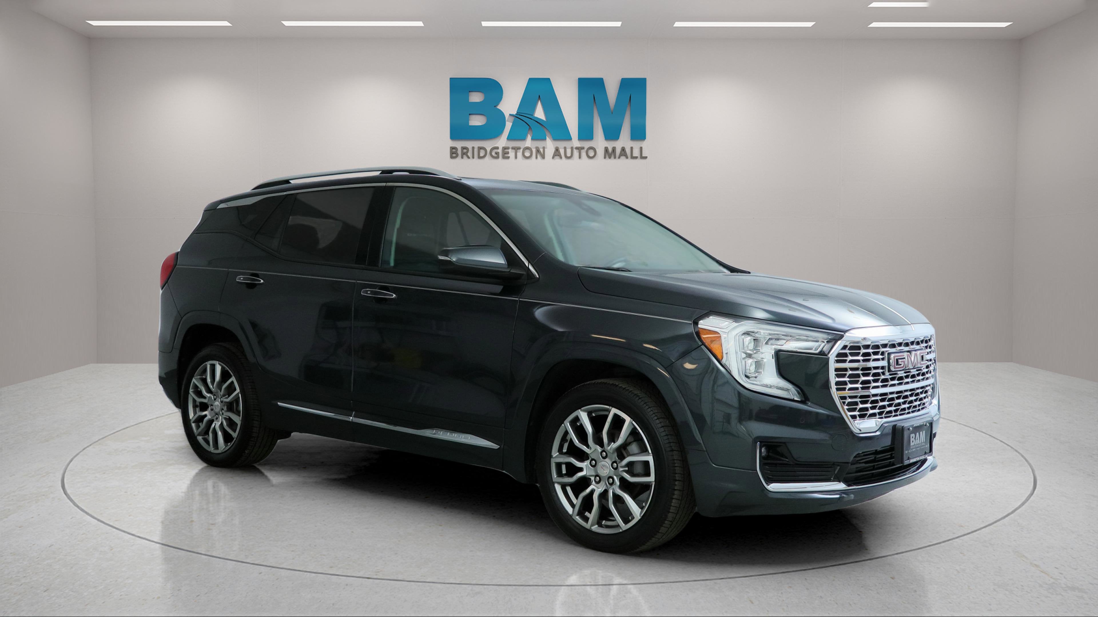 2022 GMC Terrain AWD Denali