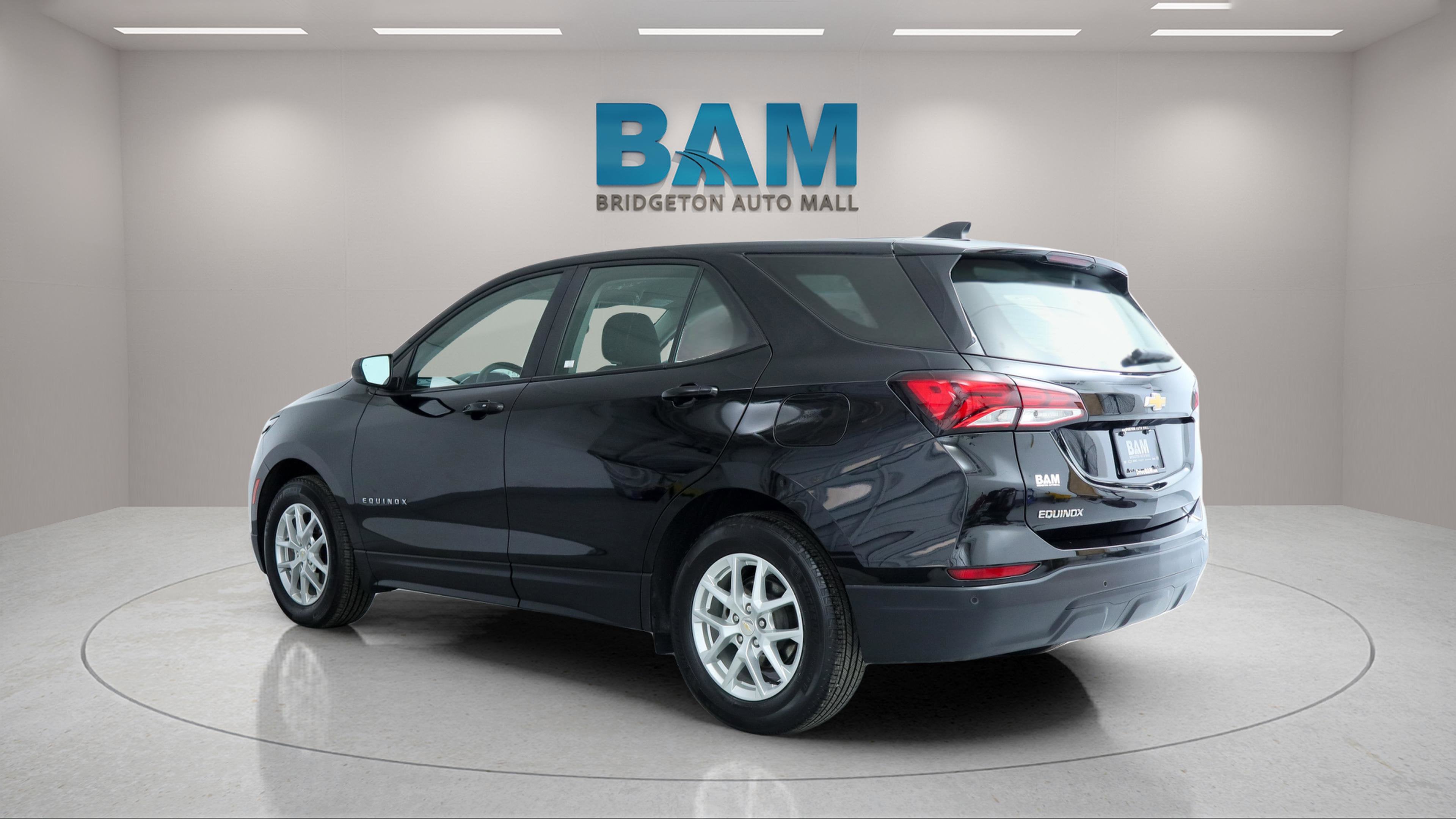 2023 Chevrolet Equinox FWD LS