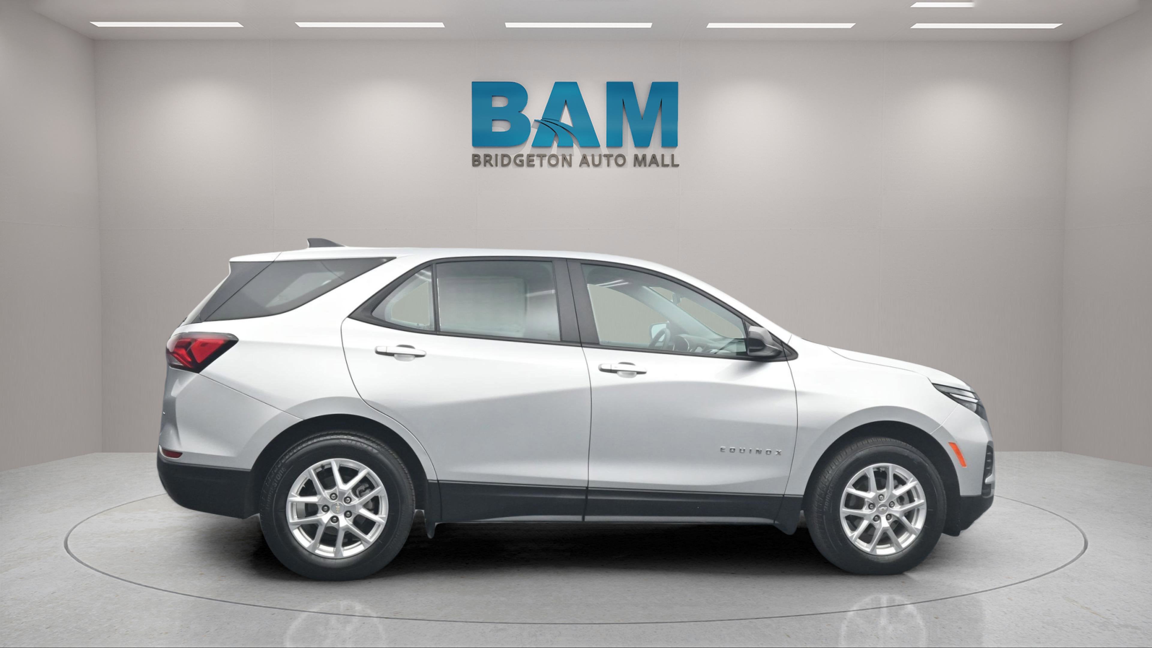 2022 Chevrolet Equinox AWD LS