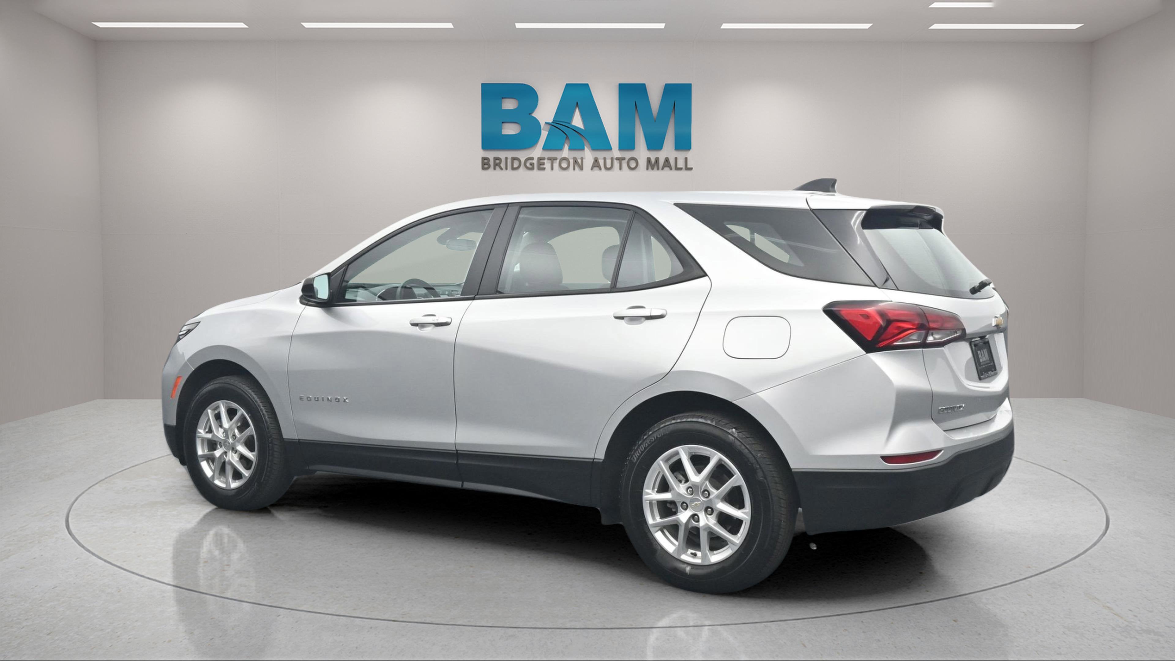 2022 Chevrolet Equinox AWD LS