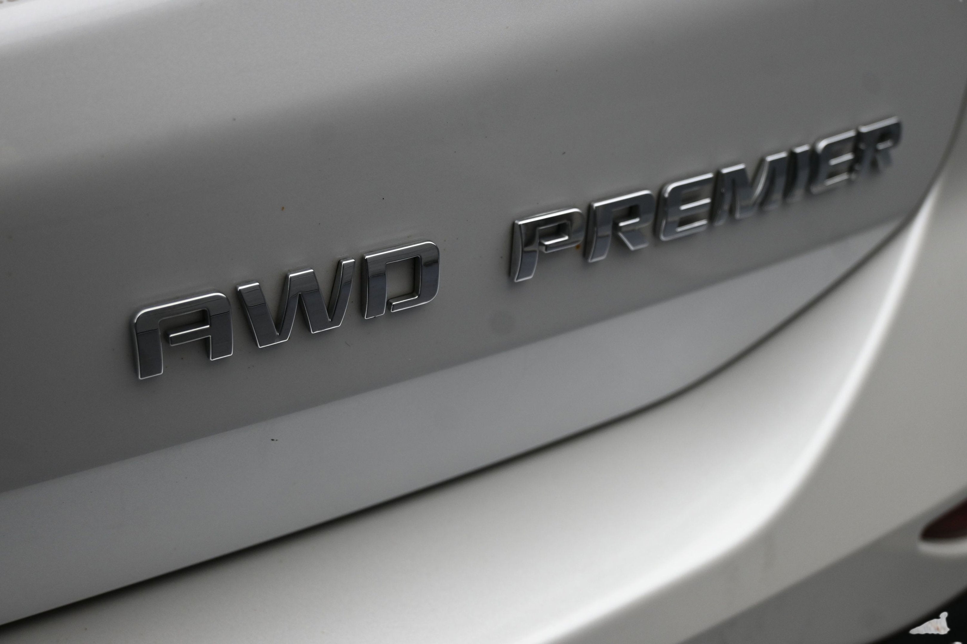 2024 Chevrolet Equinox AWD Premier