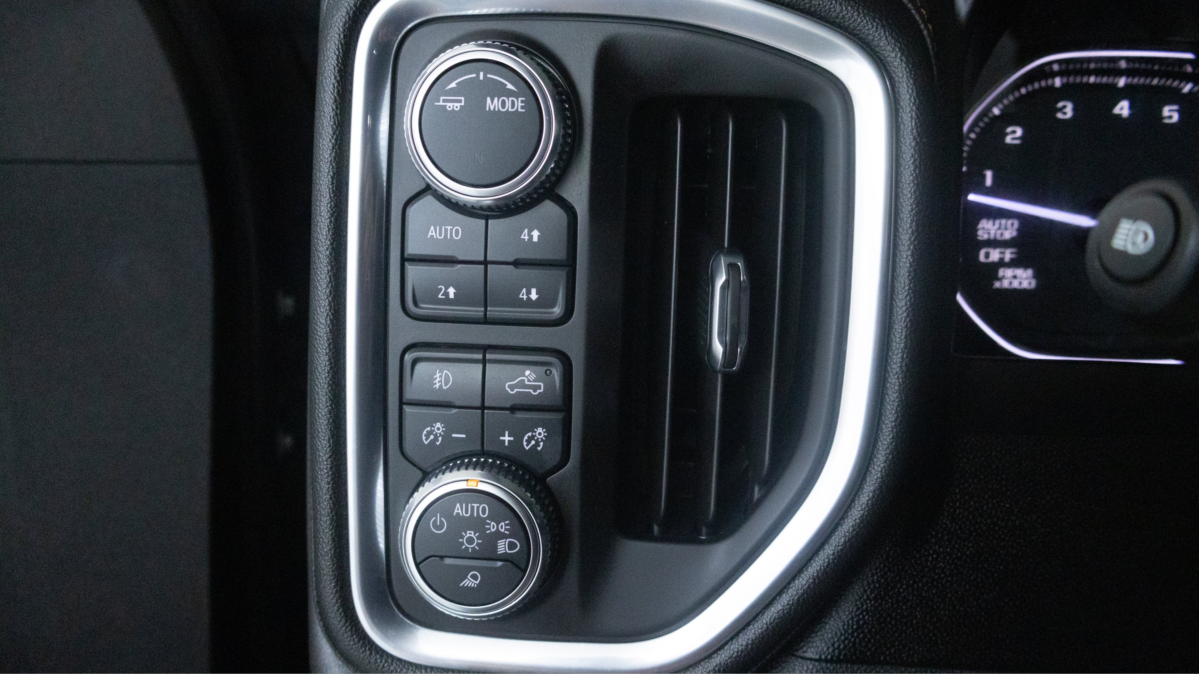 2021 GMC Sierra 1500 4WD Crew Cab Short Box AT4