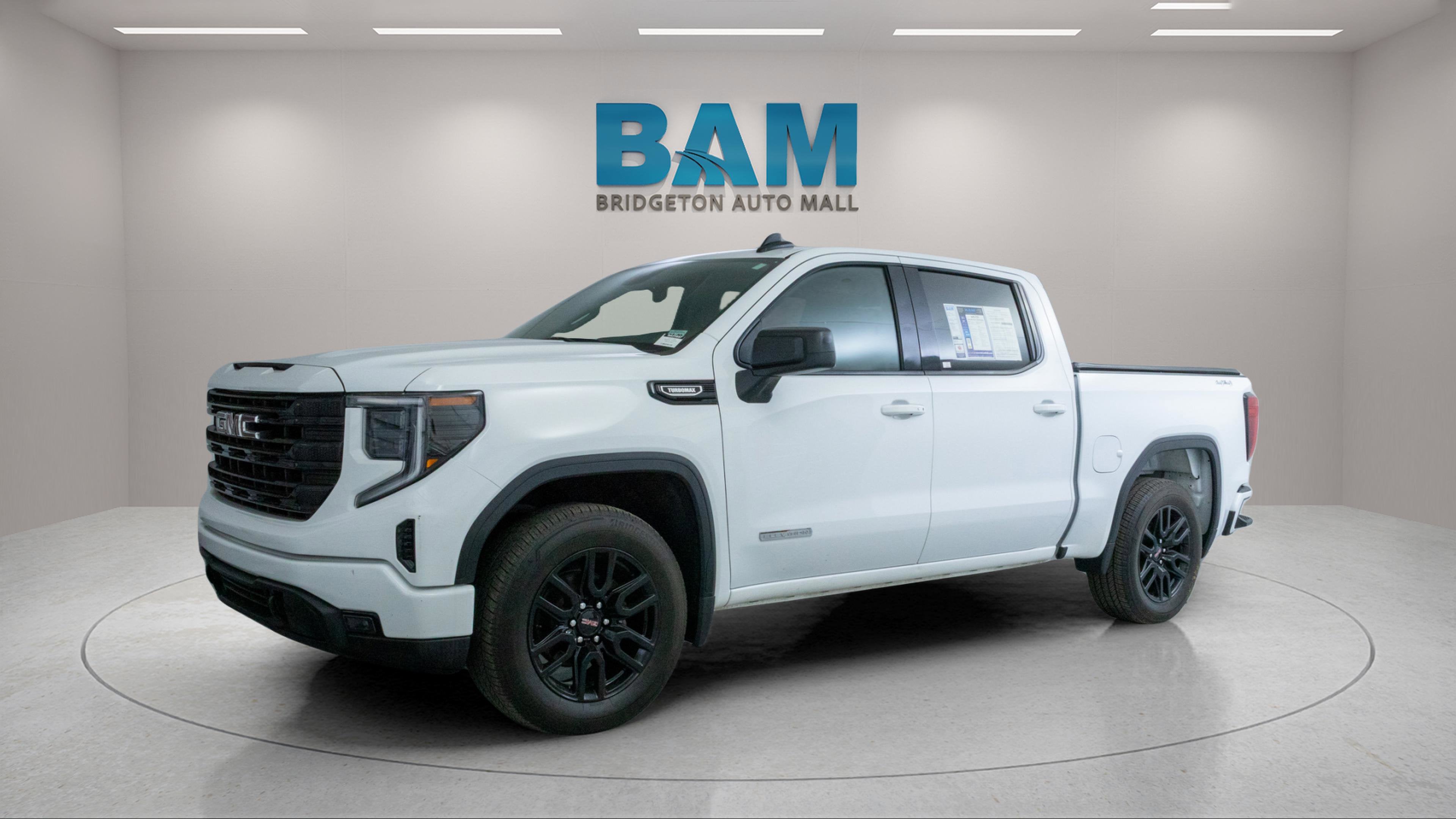 2024 GMC Sierra 1500 4WD Crew Cab Short Box Elevation with 3VL