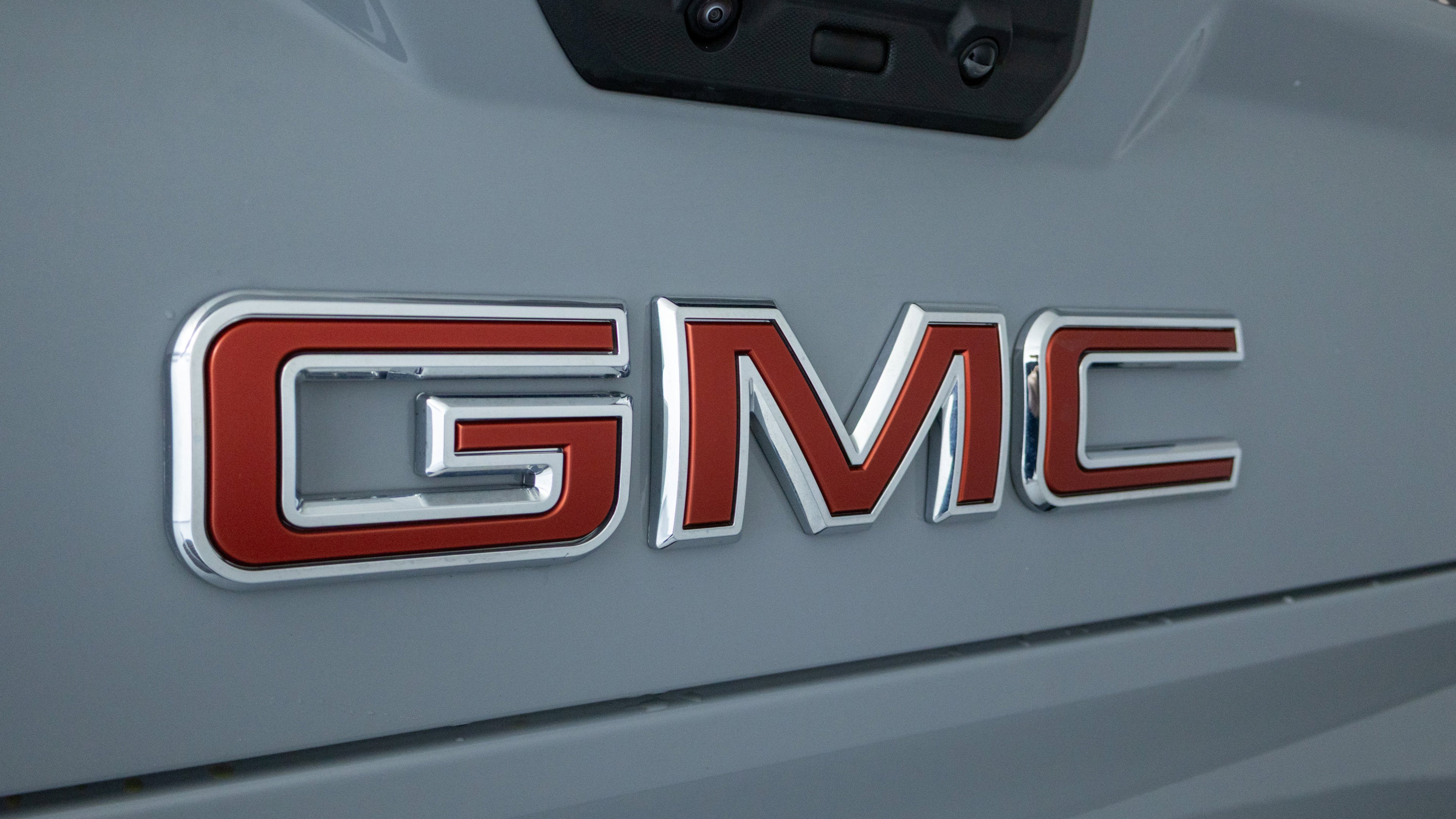 2024 GMC Sierra 1500 4WD Crew Cab Short Box Elevation with 3SB