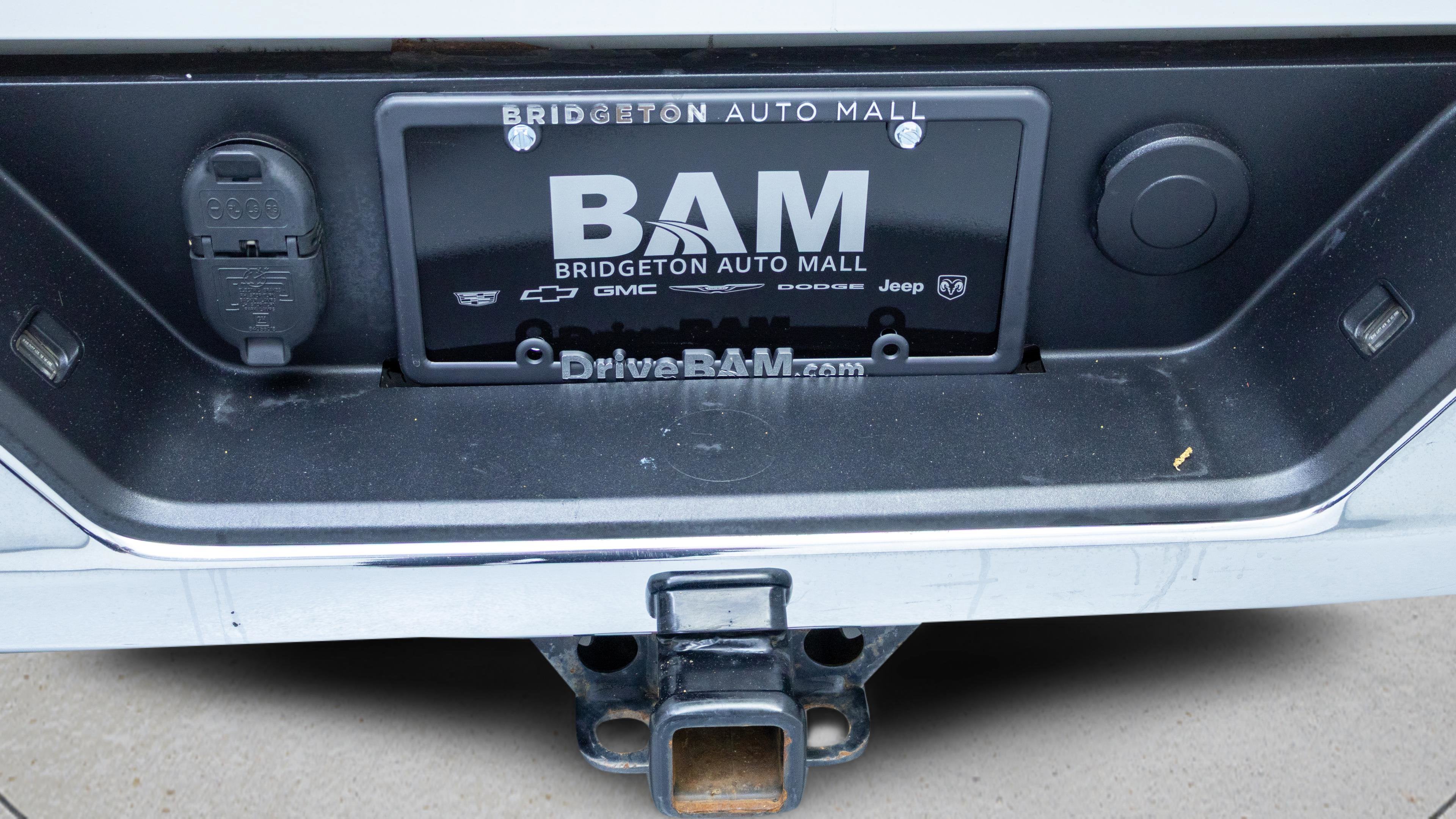 2022 GMC Sierra 1500 4WD Crew Cab Short Box SLT
