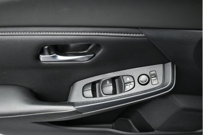 2022 Nissan Sentra SV Xtronic CVT