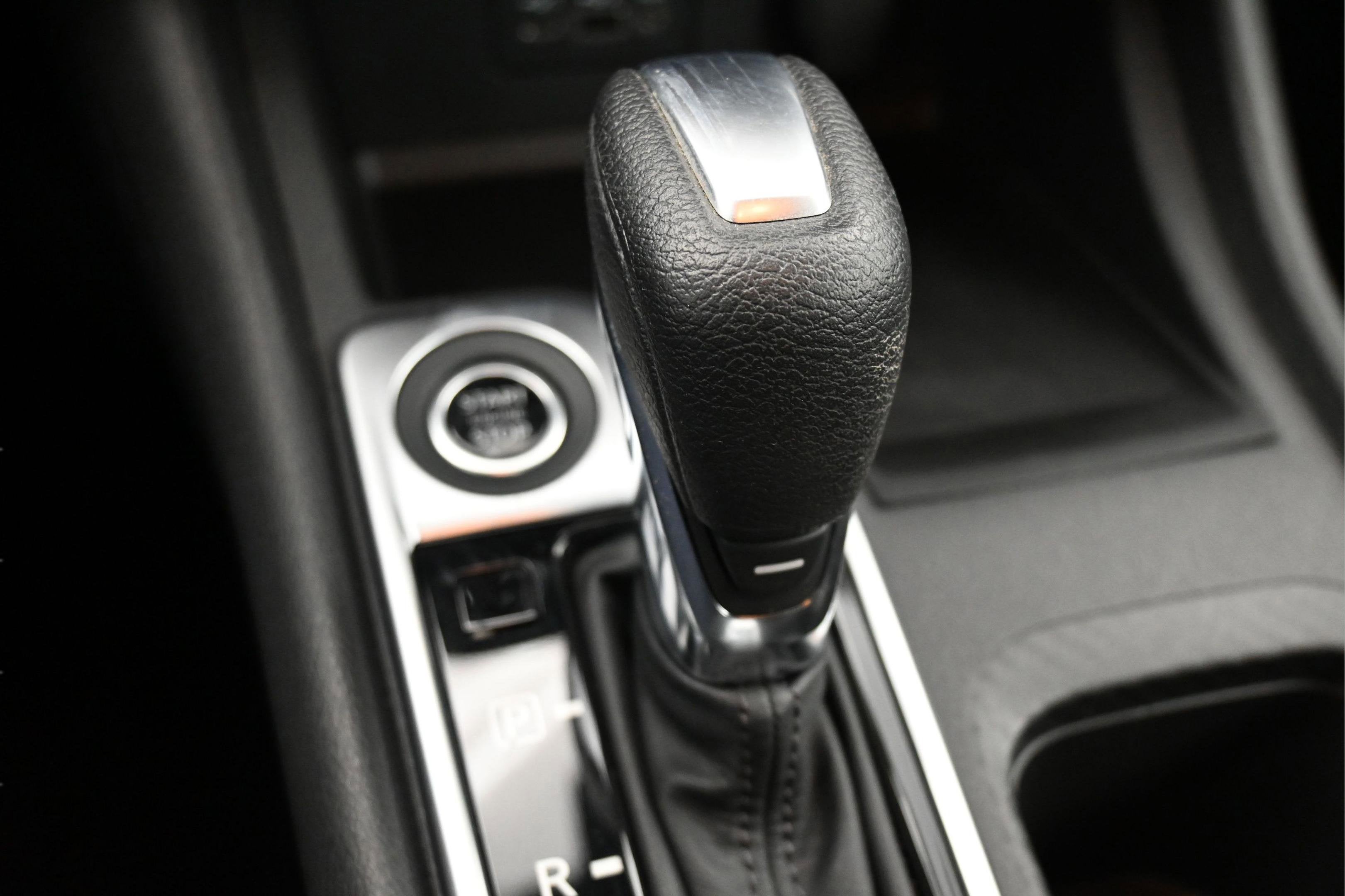 2022 Nissan Sentra SV Xtronic CVT