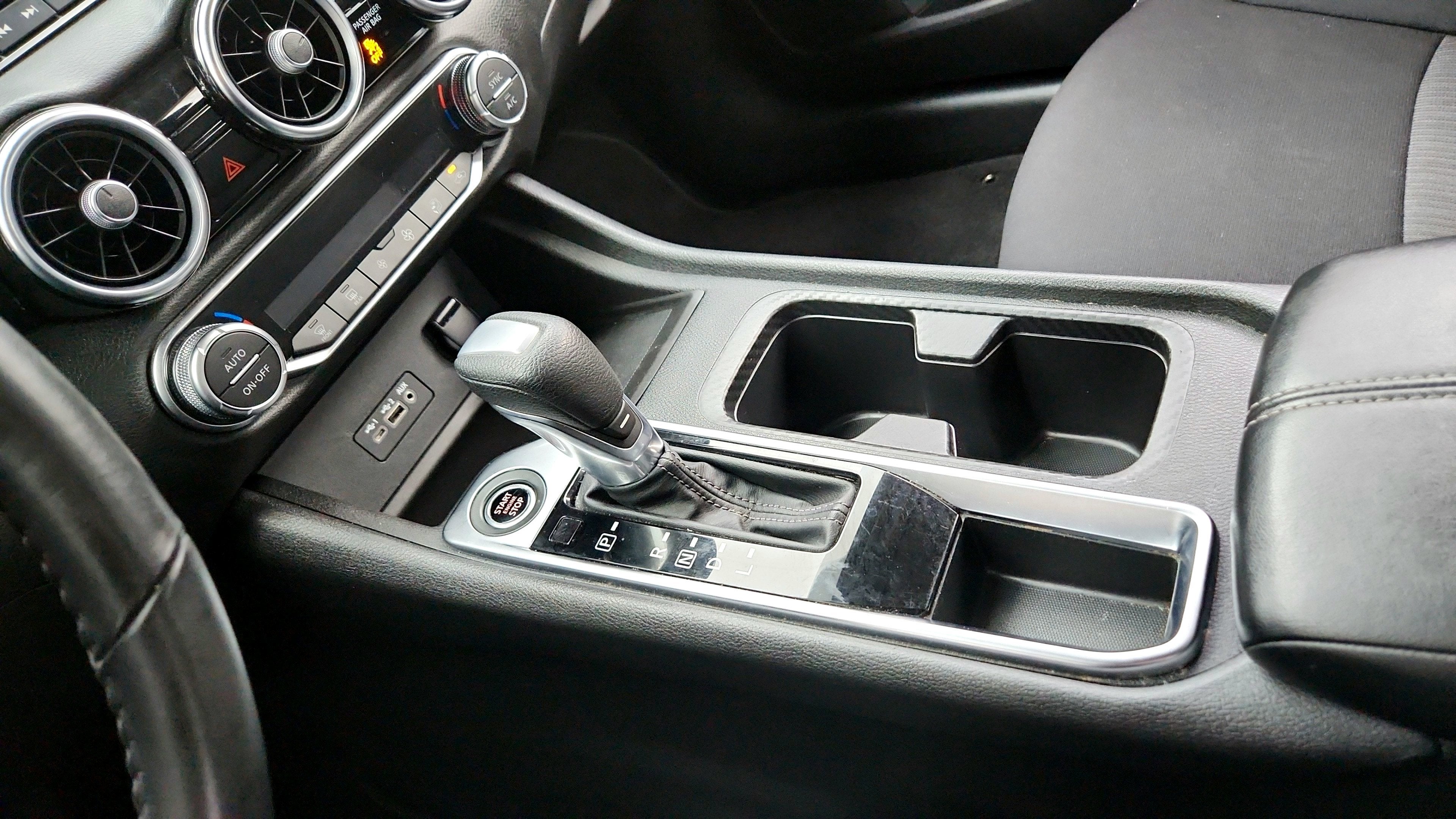 2021 Nissan Sentra SV Xtronic CVT