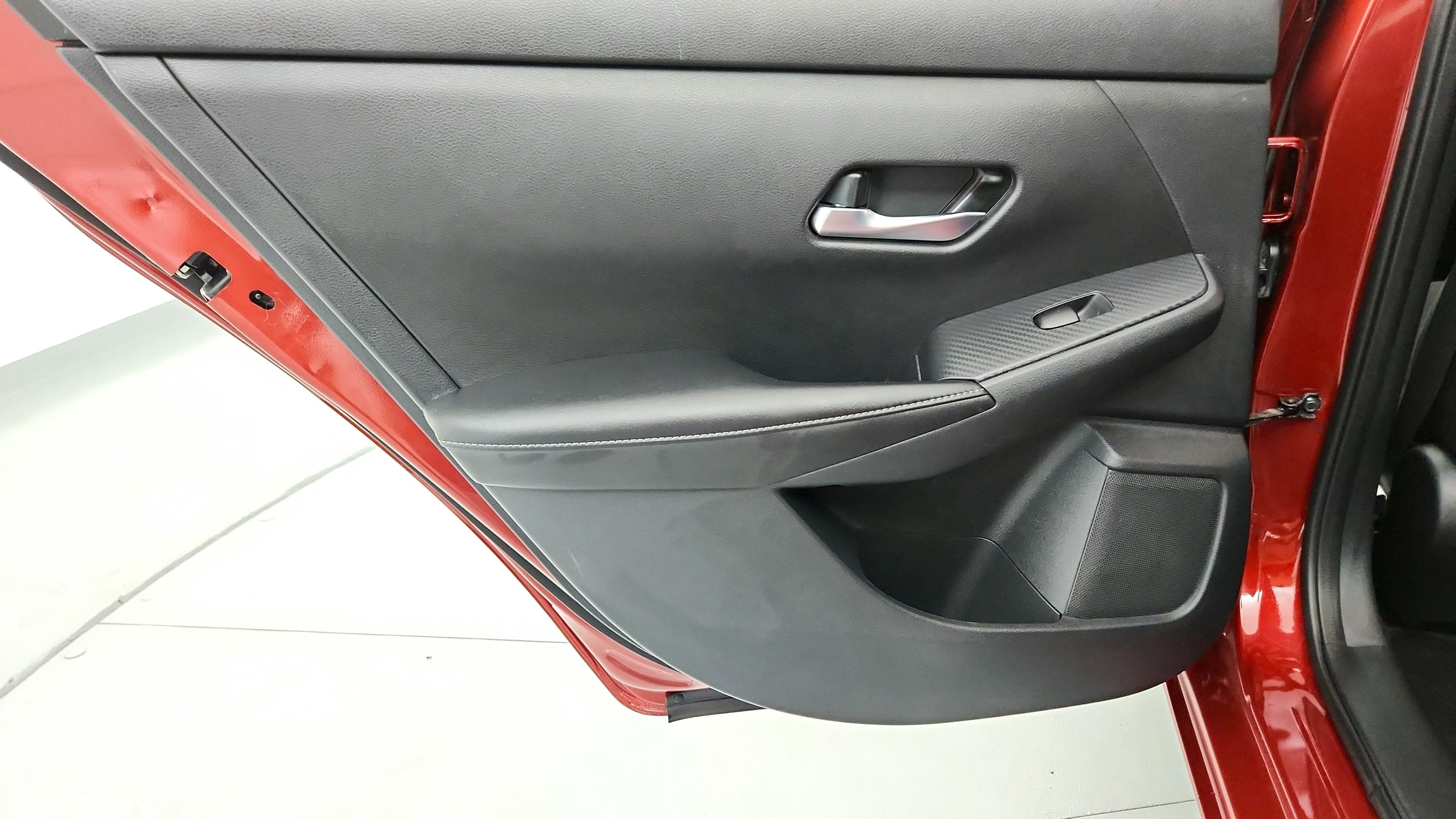 2021 Nissan Sentra SV Xtronic CVT