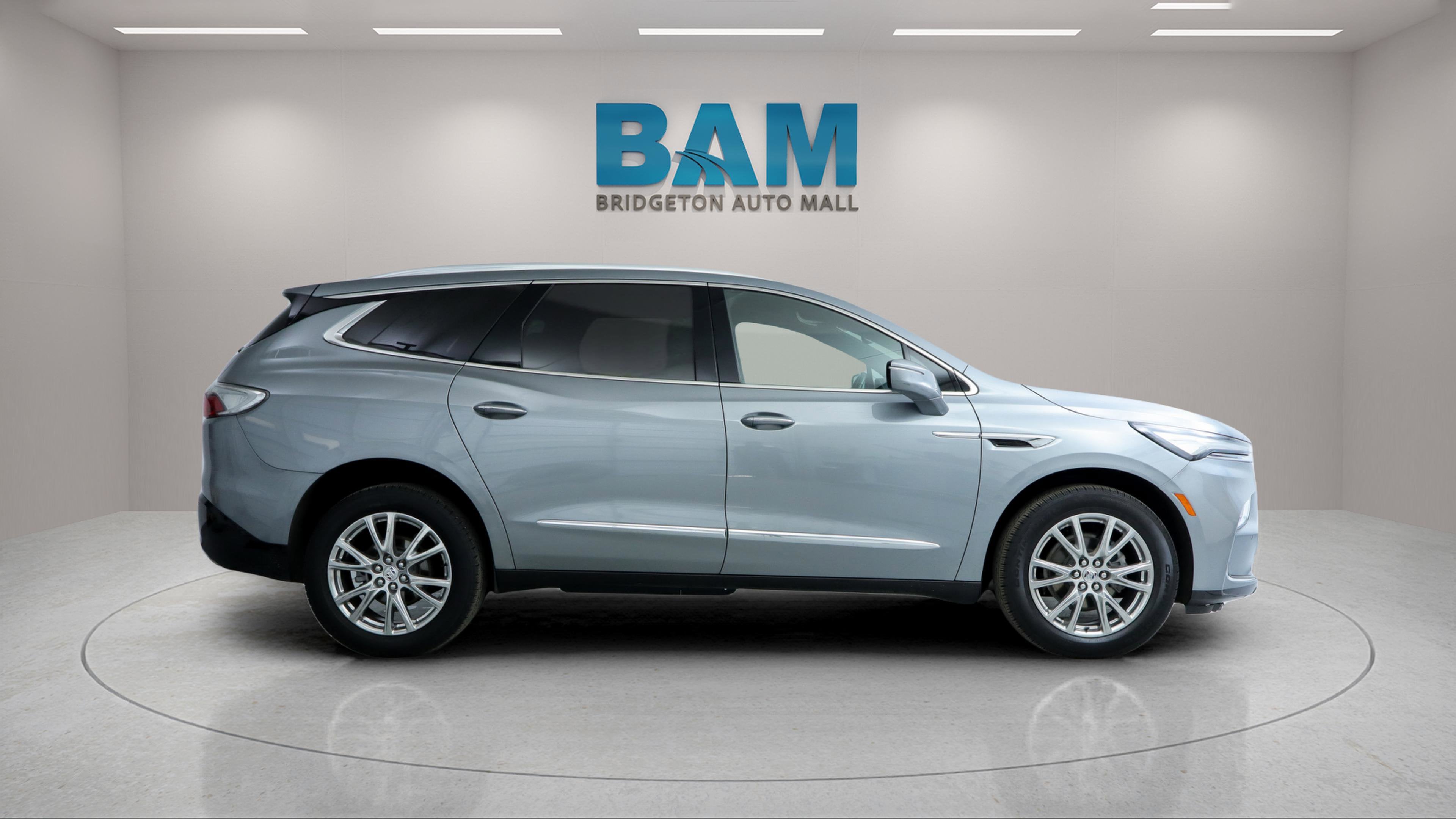 2023 Buick Enclave Essence AWD