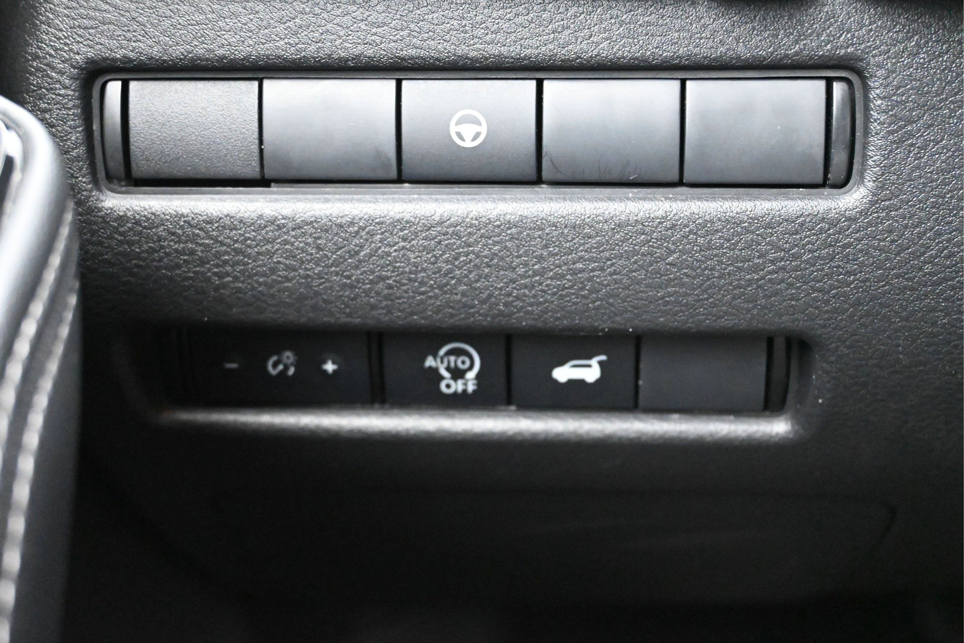 2025 Nissan Rogue SV FWD