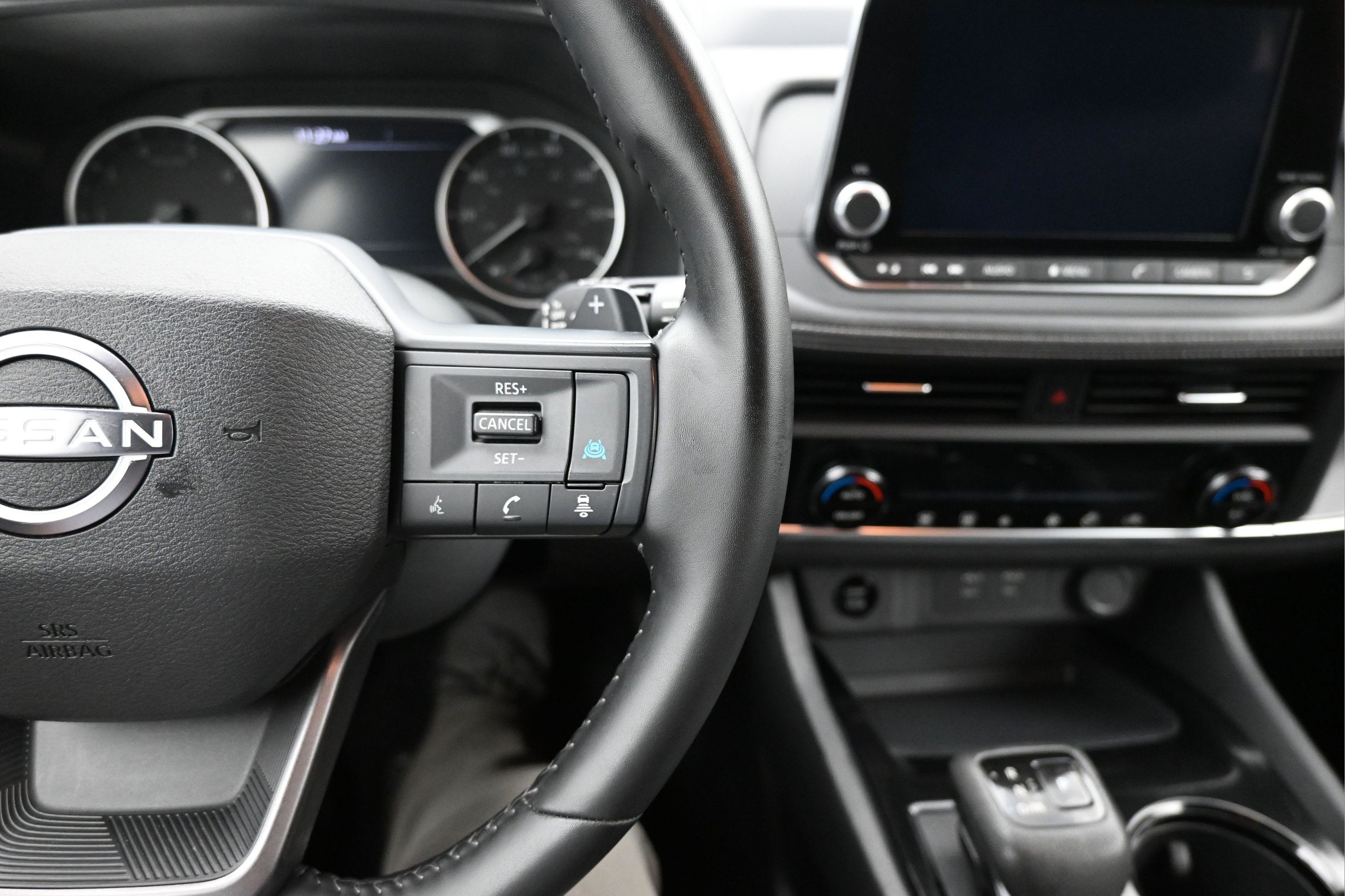 2025 Nissan Rogue SV FWD